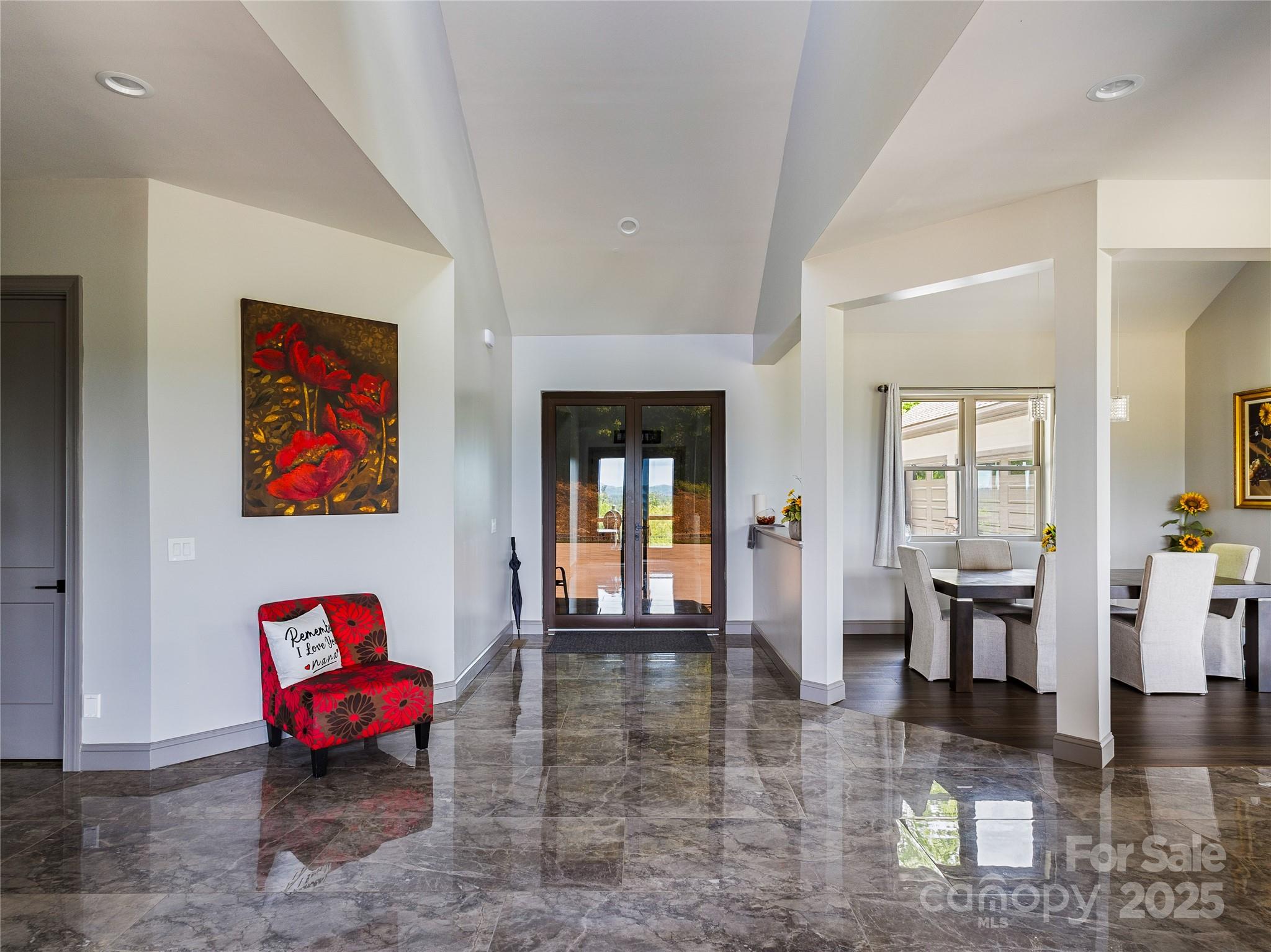 639 Byers Cove Road — Hendersonville