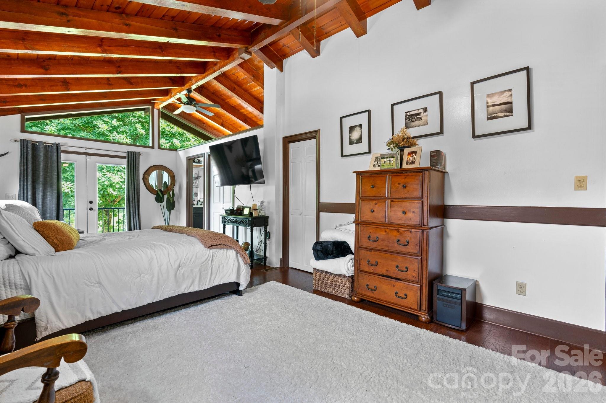61 Honeycutt Lane — Nebo