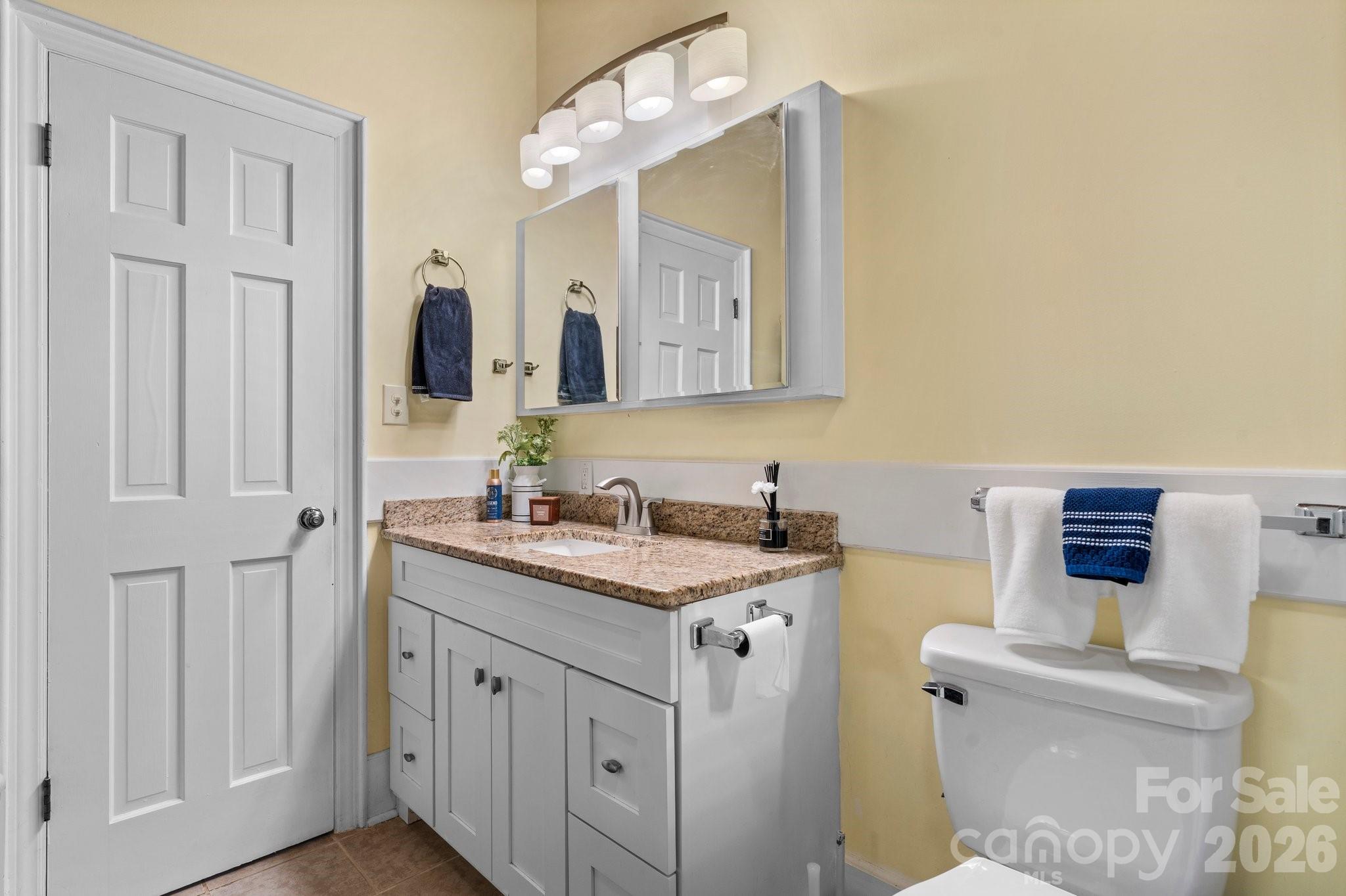 61 Honeycutt Lane — Nebo