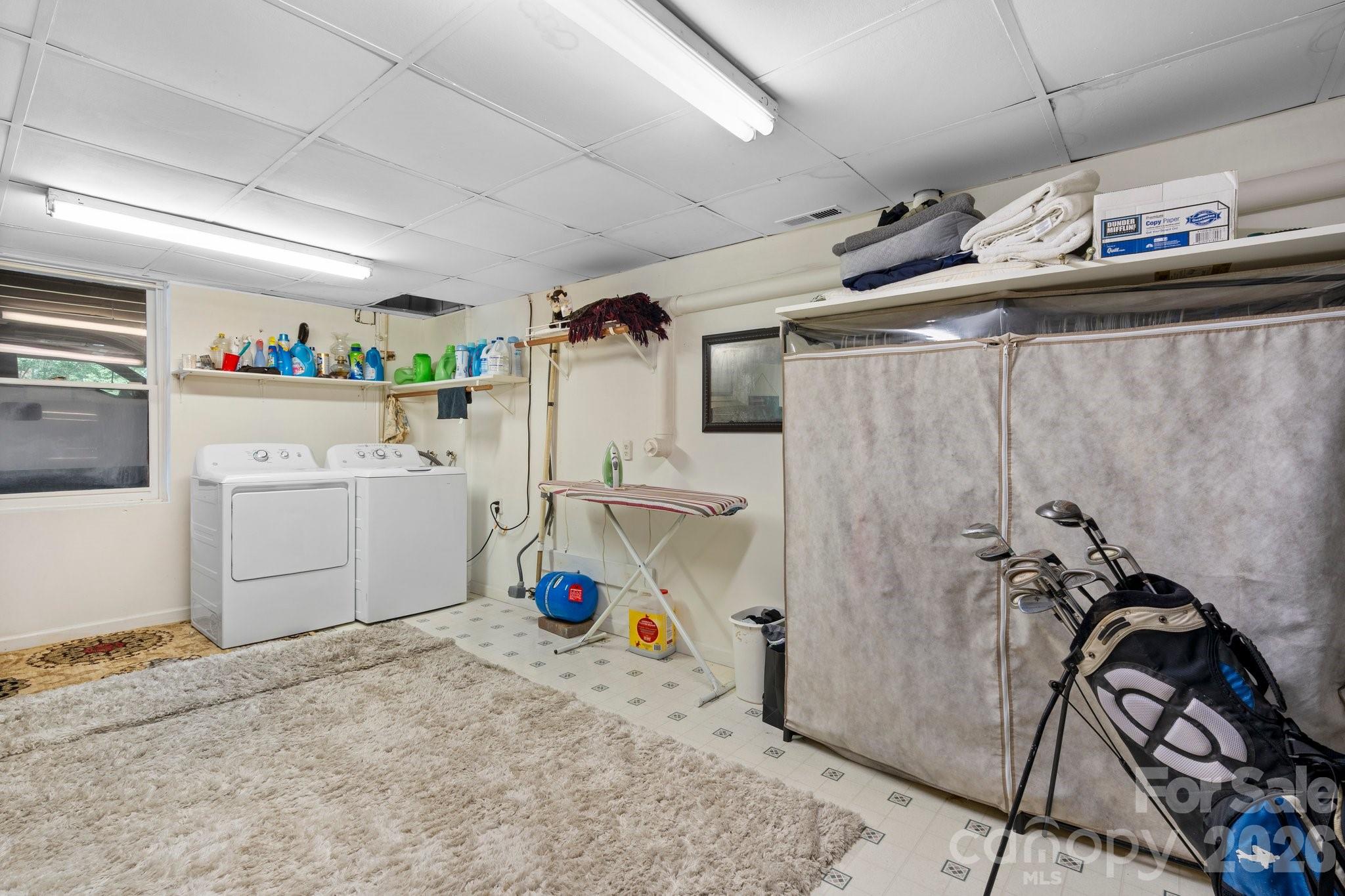 61 Honeycutt Lane — Nebo