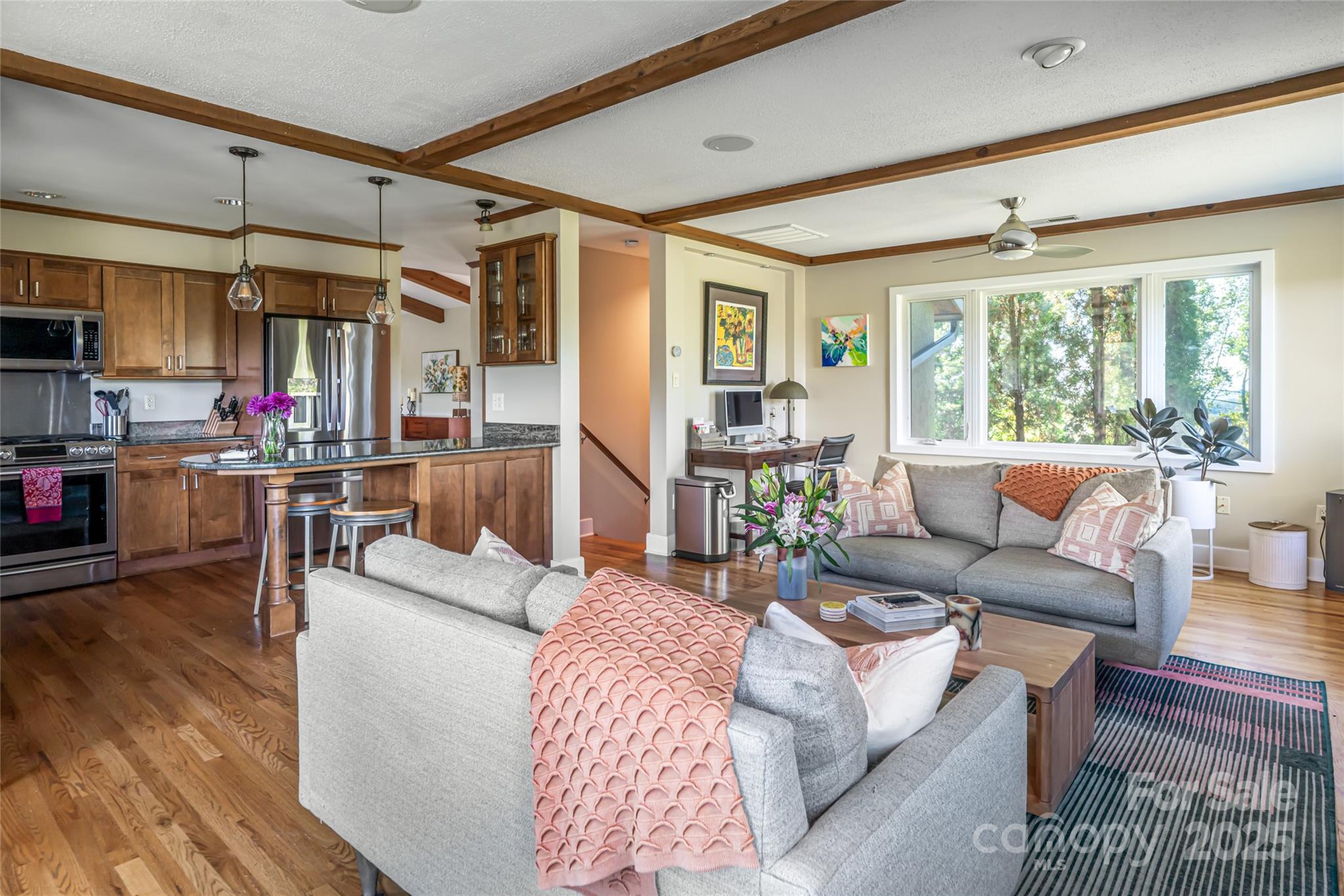 79 Horizon Hill Road — Asheville