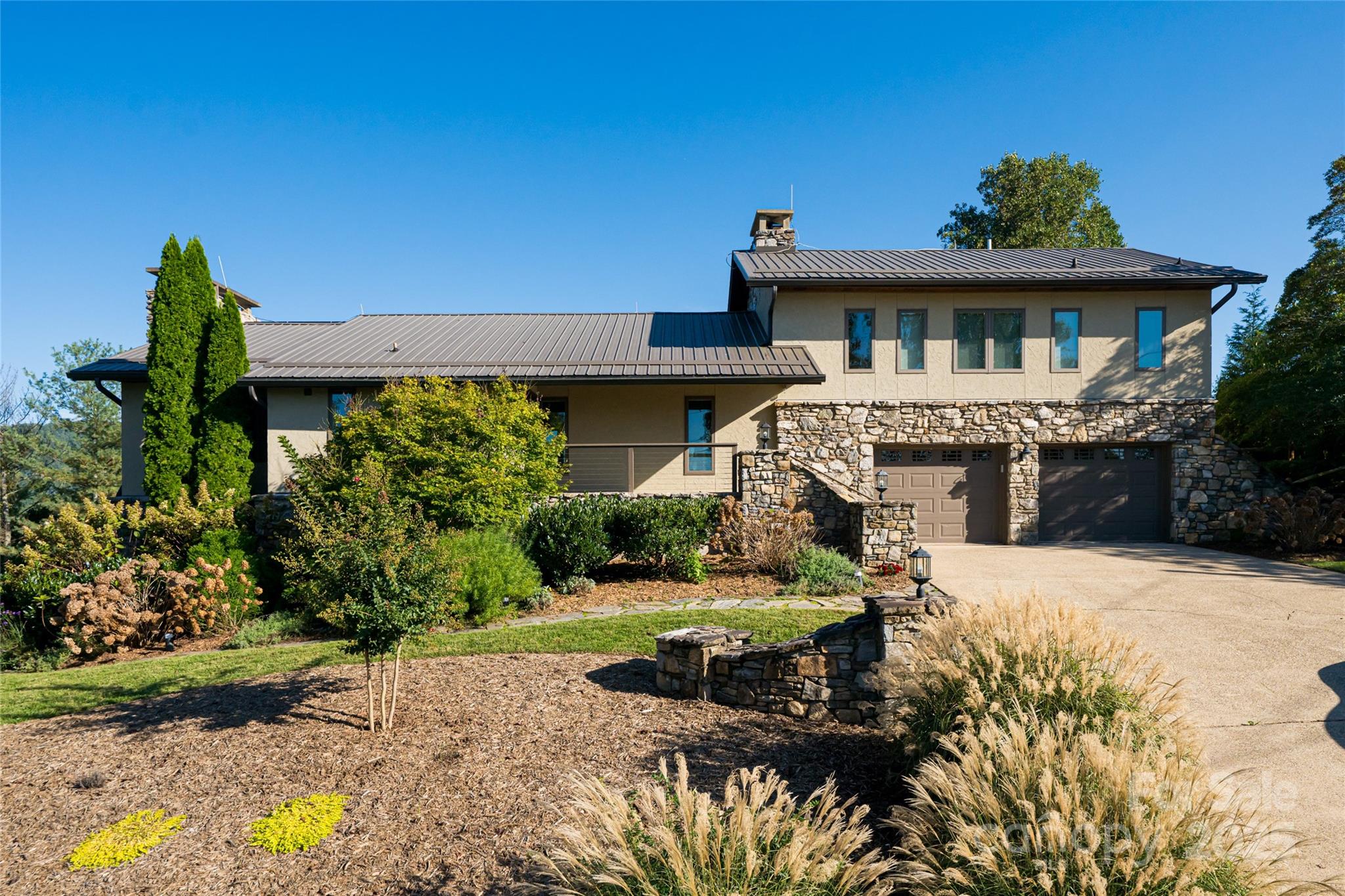 79 Horizon Hill Road — Asheville