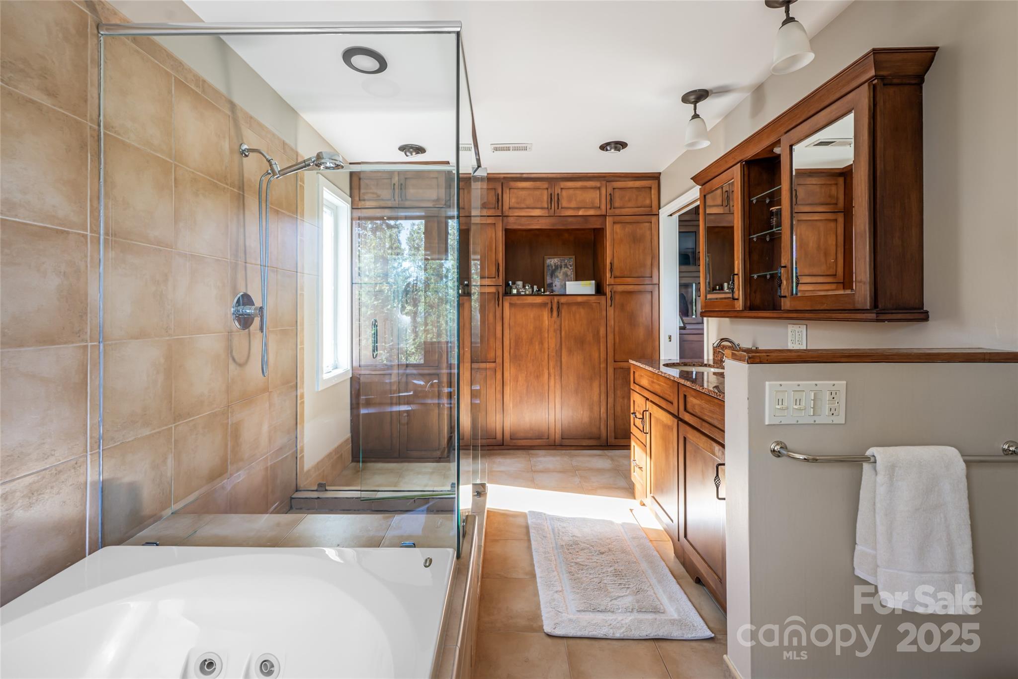 79 Horizon Hill Road — Asheville