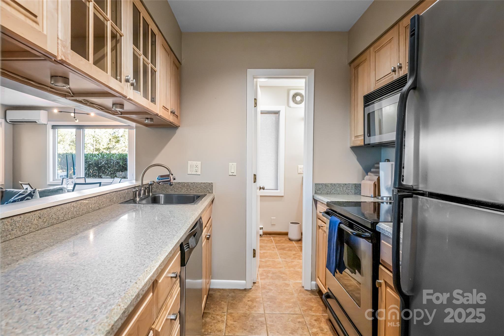 79 Horizon Hill Road — Asheville