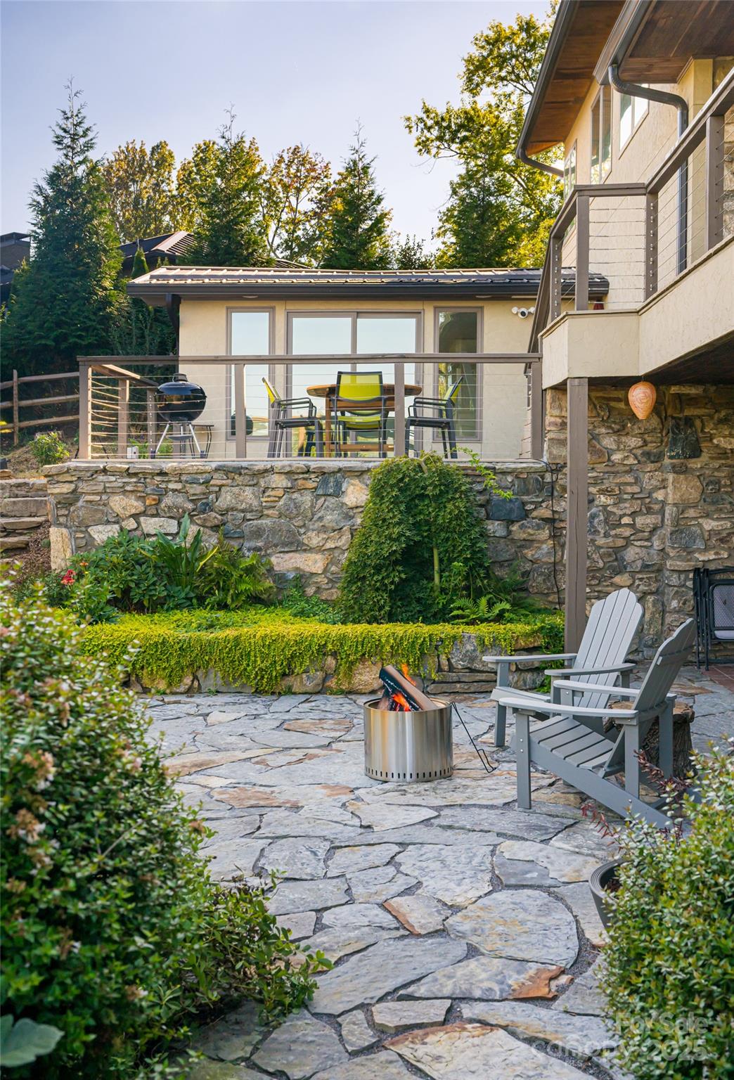 79 Horizon Hill Road — Asheville