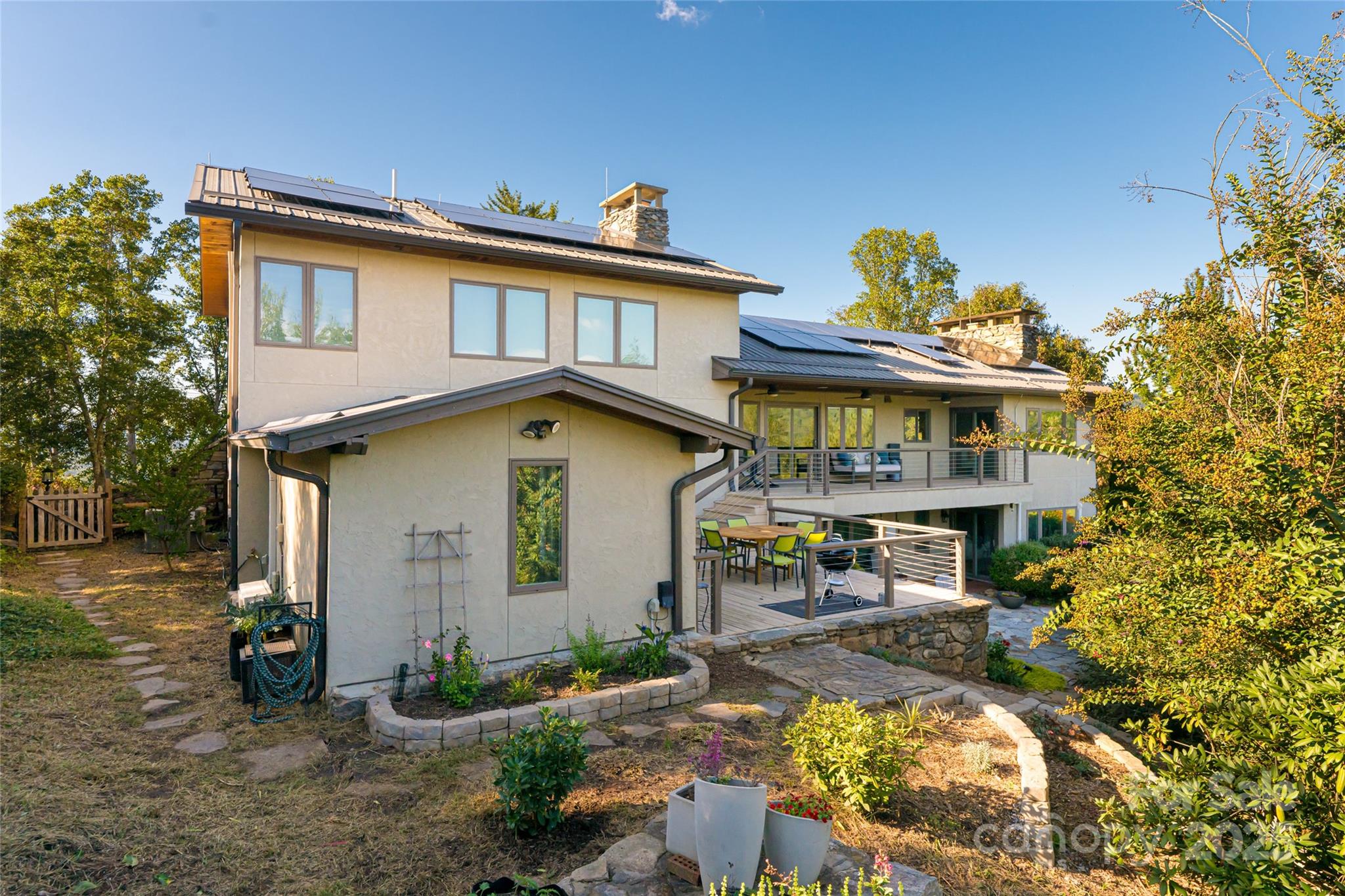 79 Horizon Hill Road — Asheville