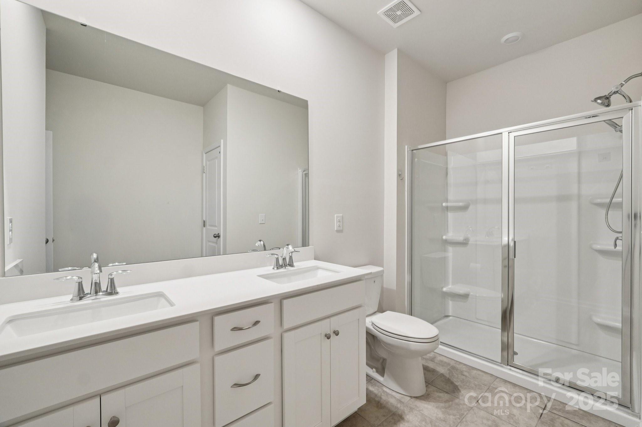 299 Hamptons Cove Road — Troutman