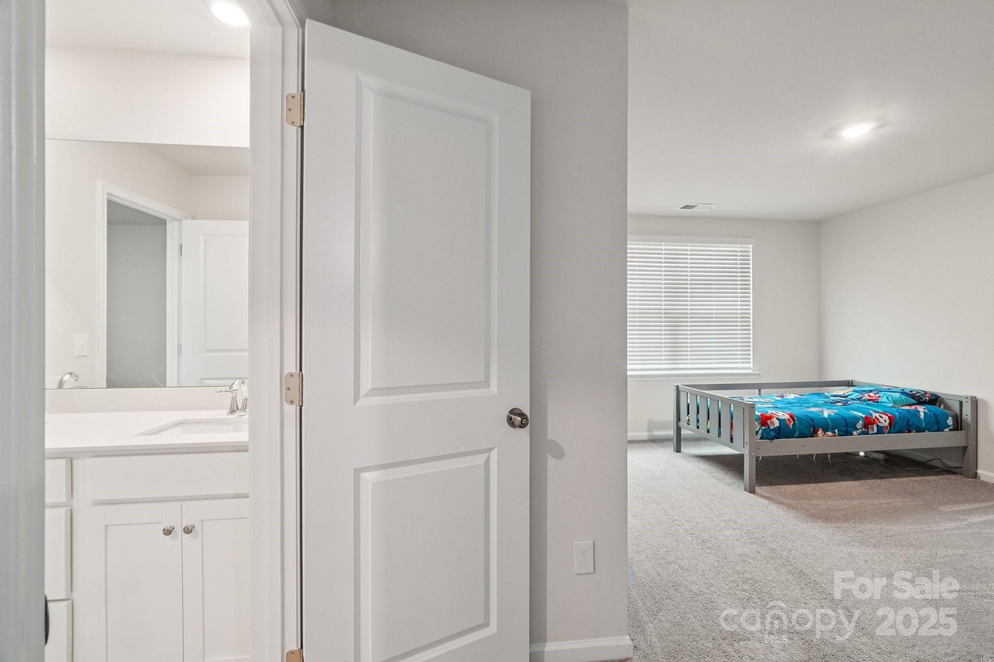 299 Hamptons Cove Road — Troutman