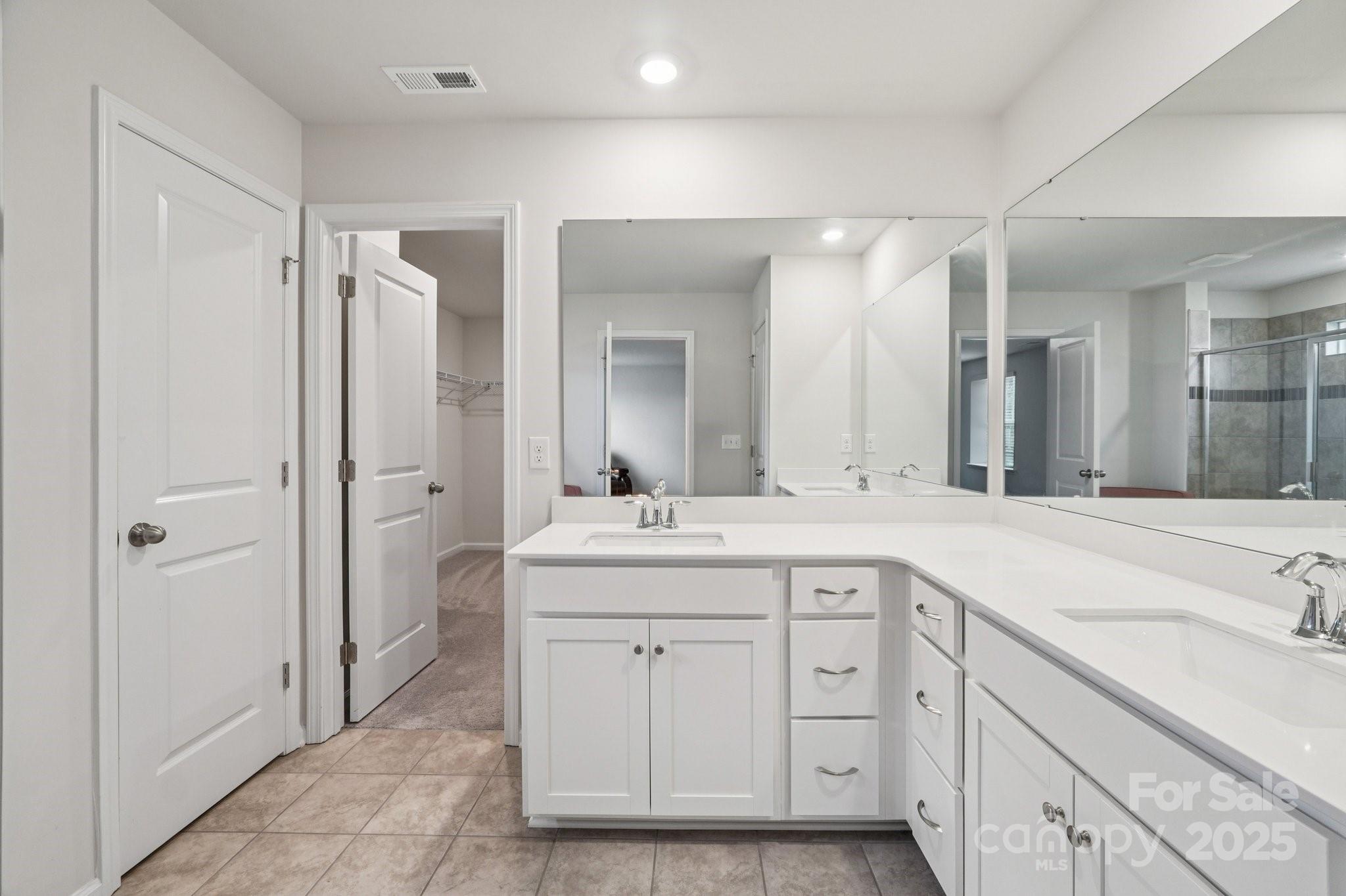 299 Hamptons Cove Road — Troutman