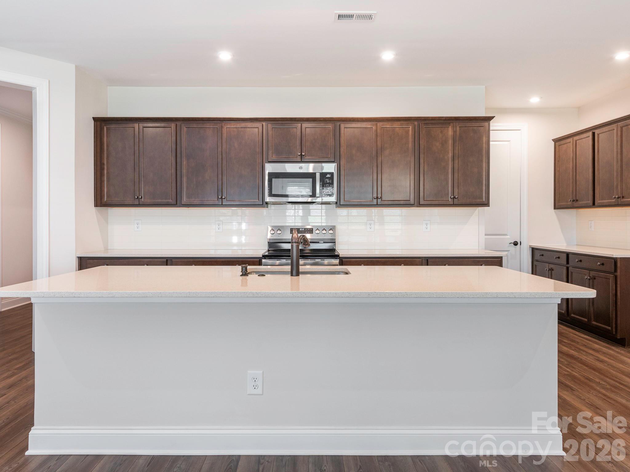 4423 Moxie Way — Charlotte