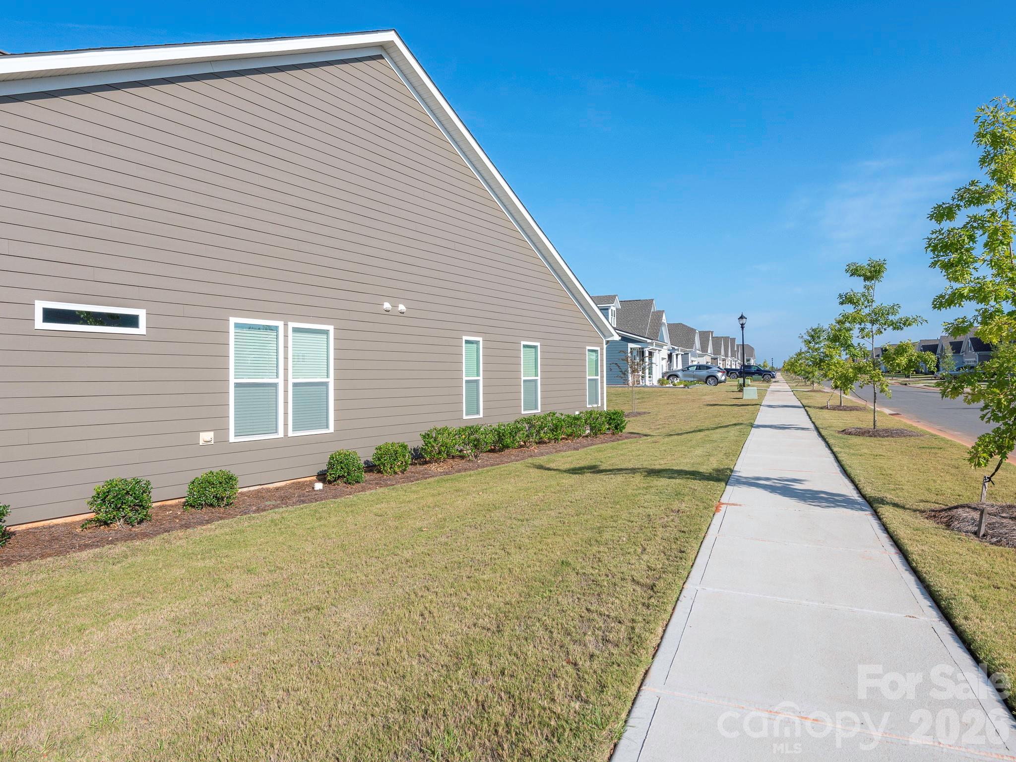 4423 Moxie Way — Charlotte