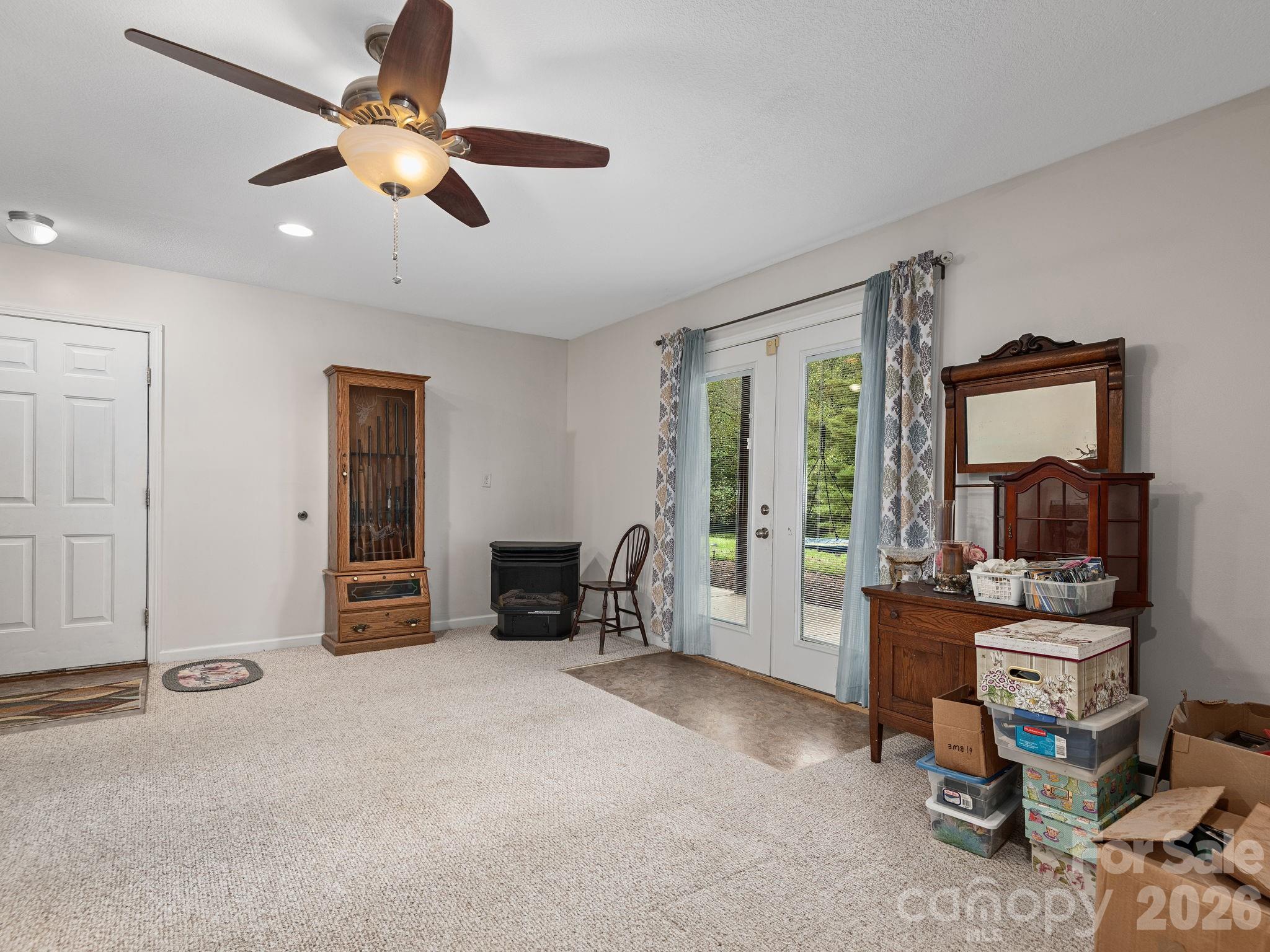 61 Blue Ridge Acres Road — Asheville