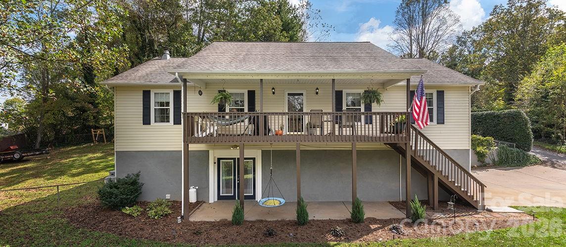 61 Blue Ridge Acres Road — Asheville