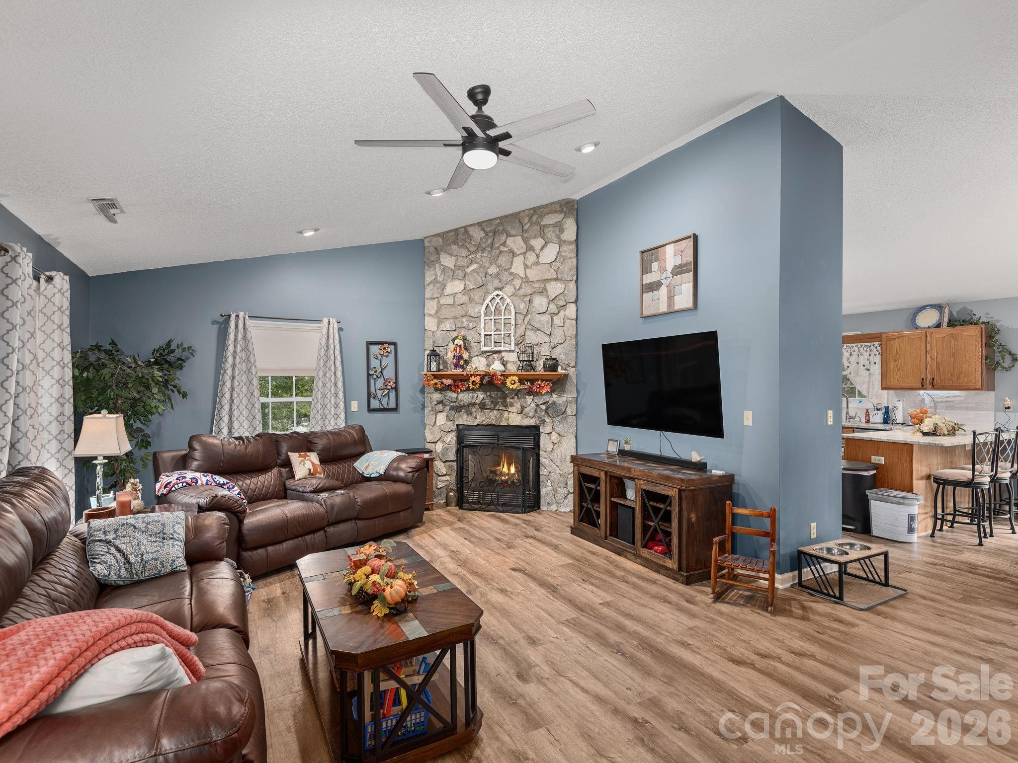 61 Blue Ridge Acres Road — Asheville