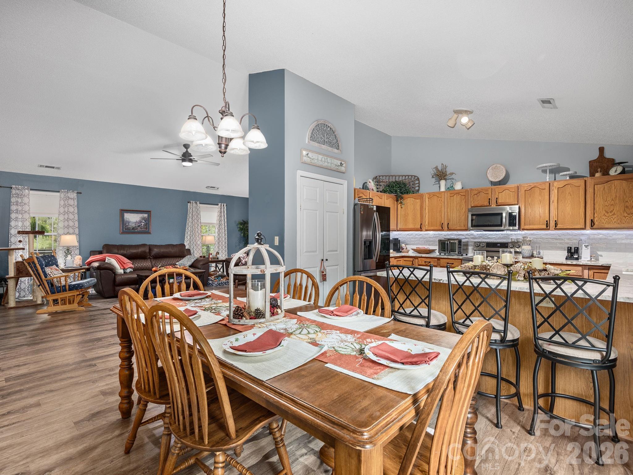 61 Blue Ridge Acres Road — Asheville