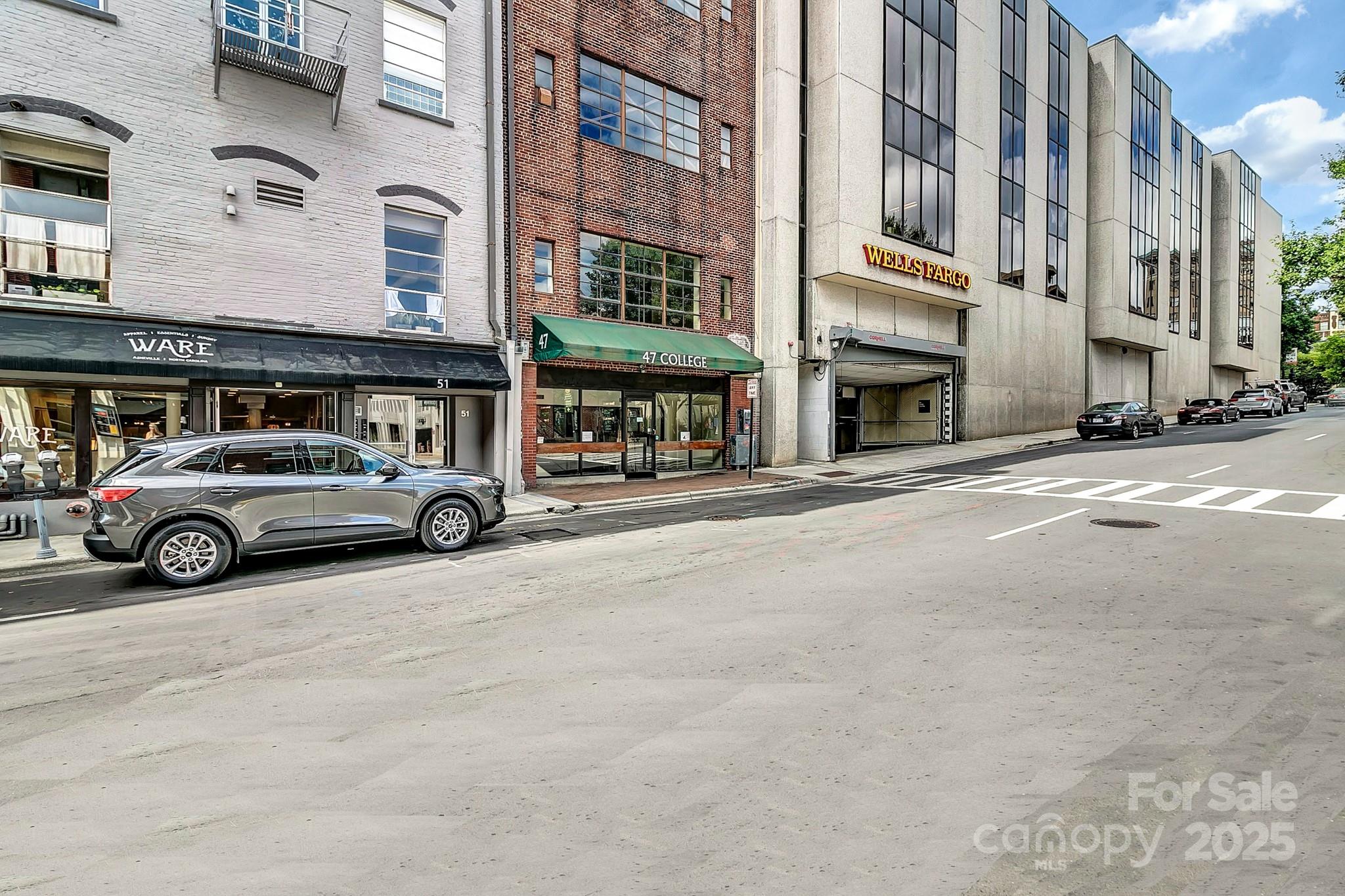 59 College Street #402 — Asheville
