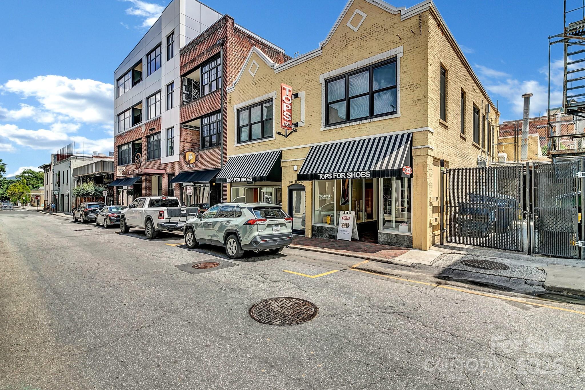 59 College Street #402 — Asheville
