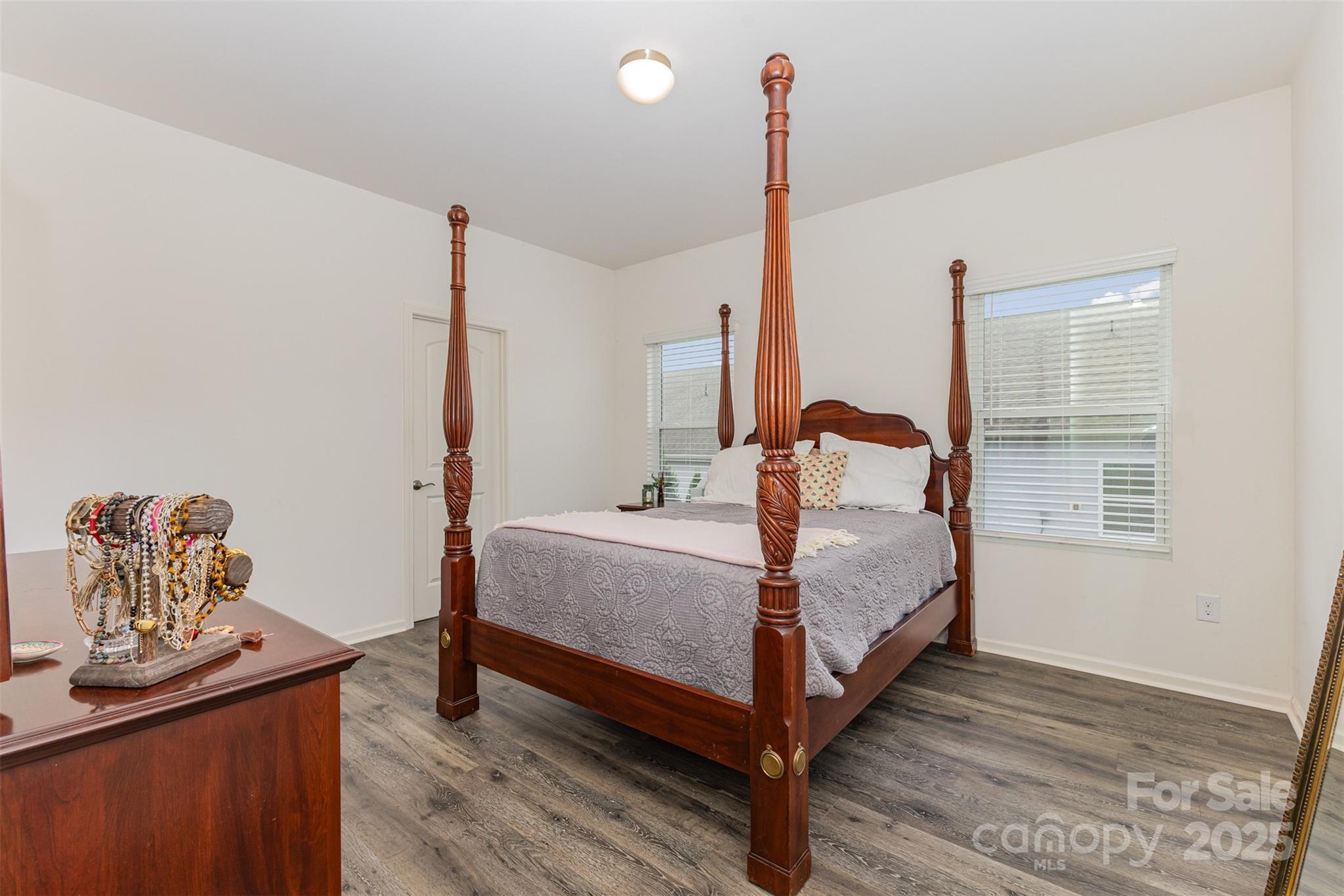 50113 Robins Nest Lane — Lancaster