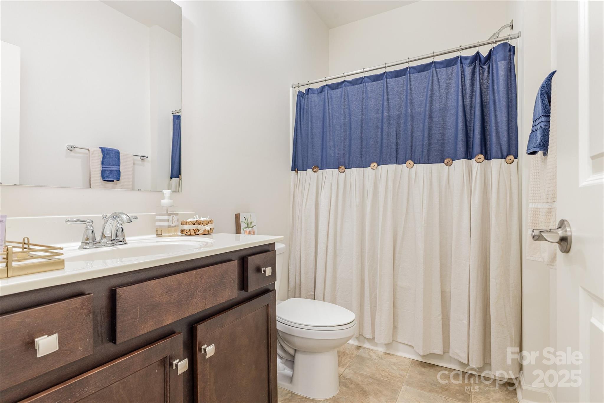 50113 Robins Nest Lane — Lancaster