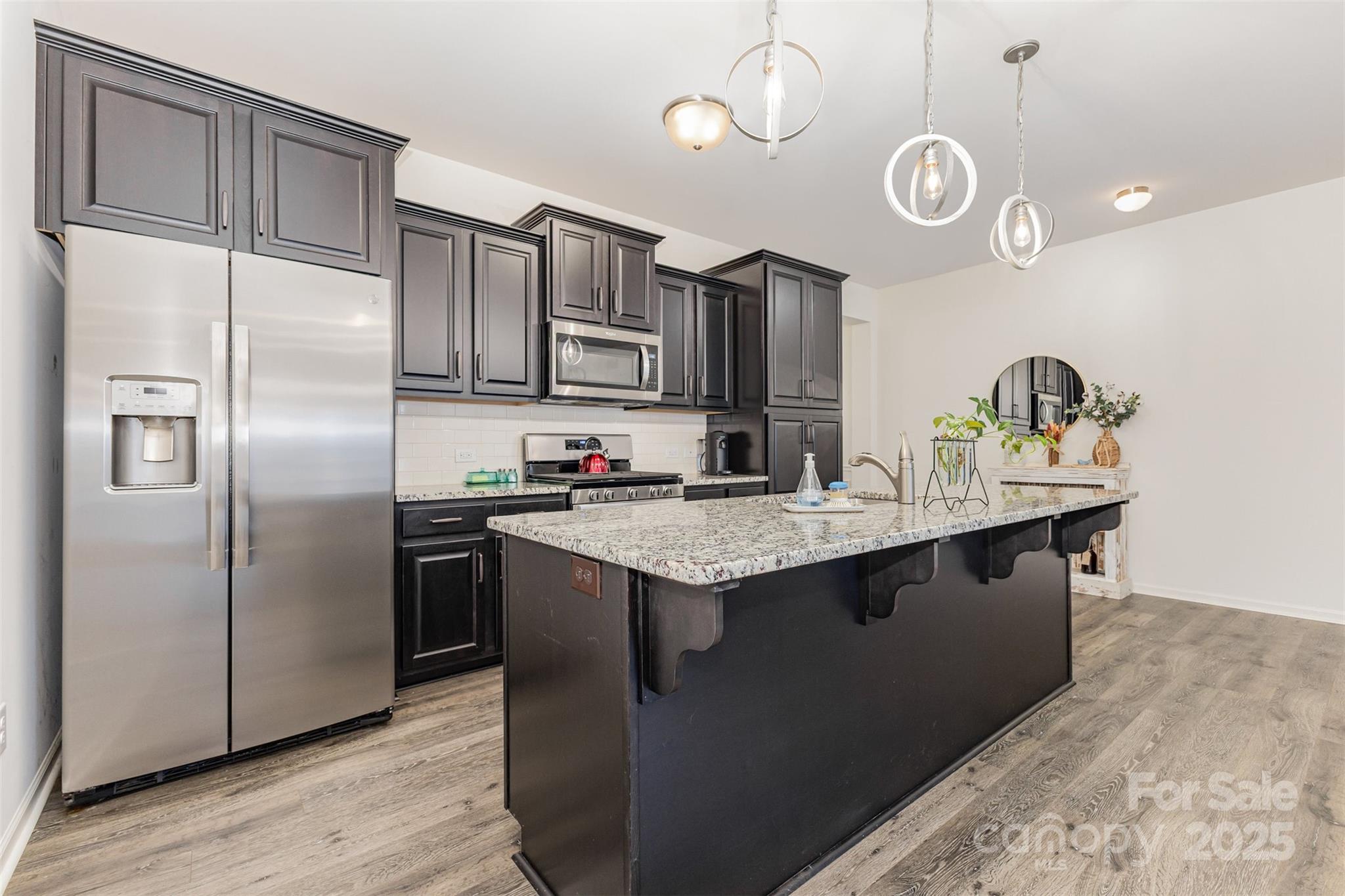 50113 Robins Nest Lane — Lancaster