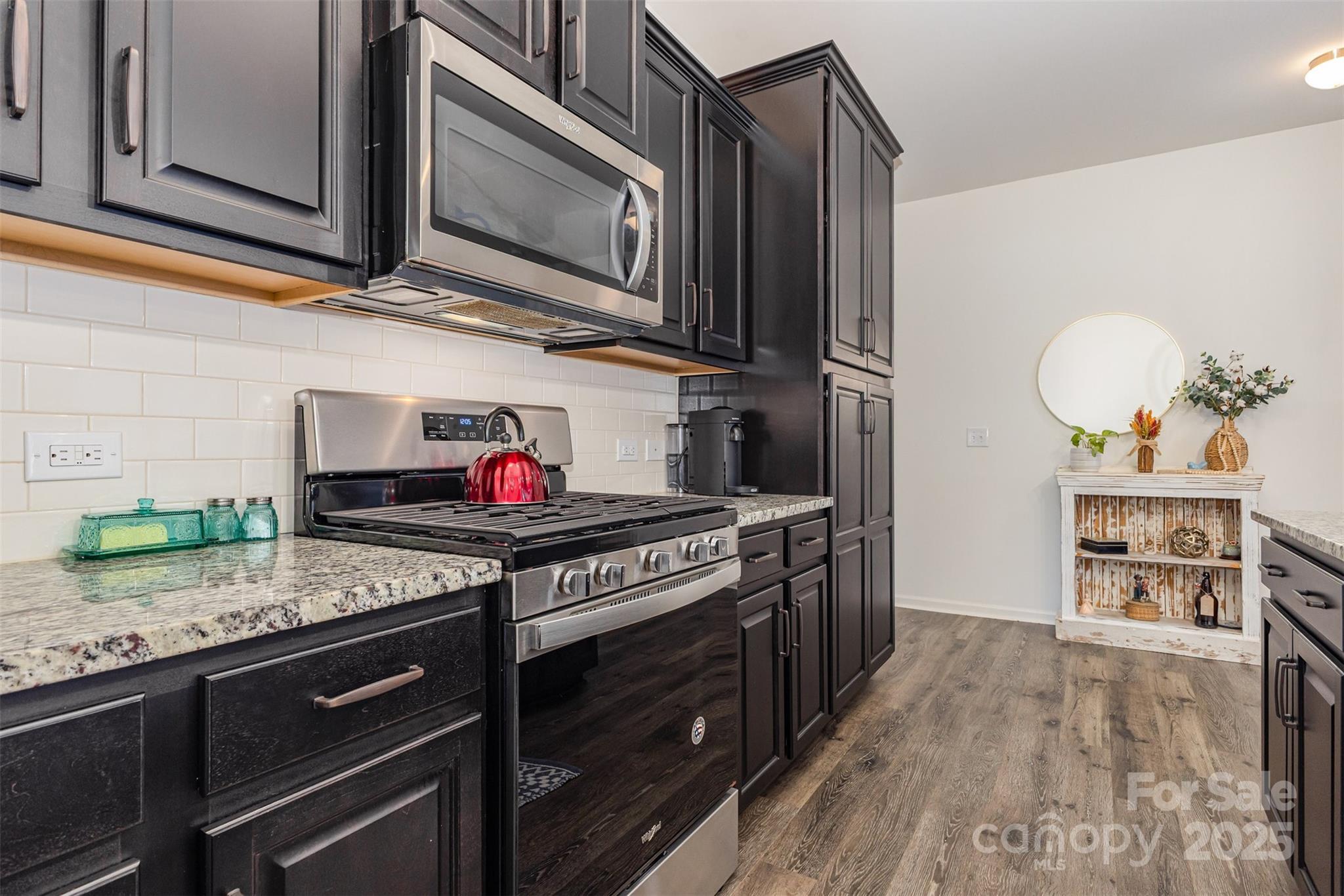 50113 Robins Nest Lane — Lancaster