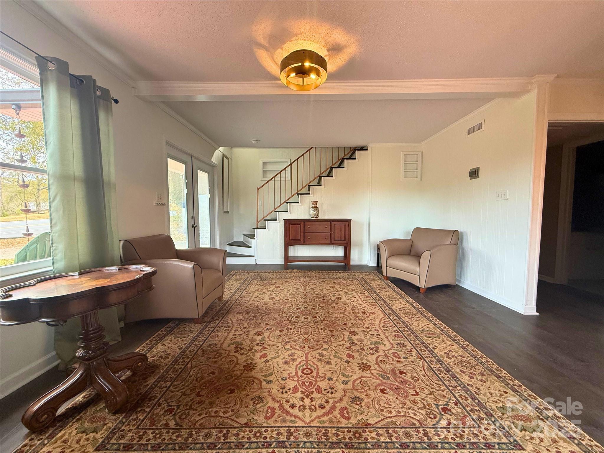 801 N Grove Street — Lincolnton