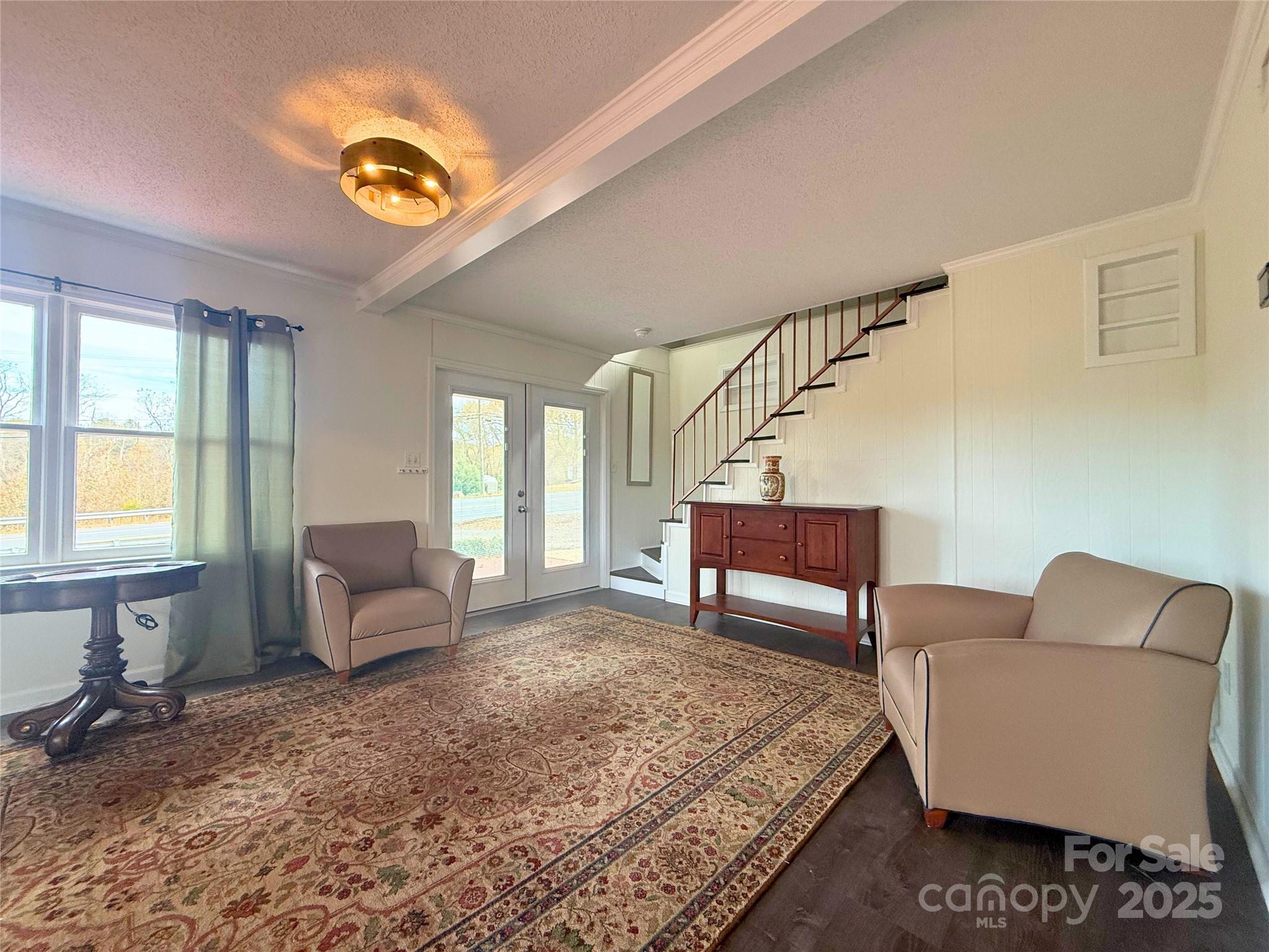 801 N Grove Street — Lincolnton