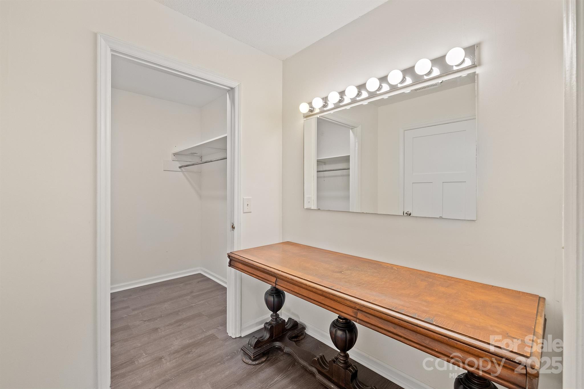 801 N Grove Street — Lincolnton