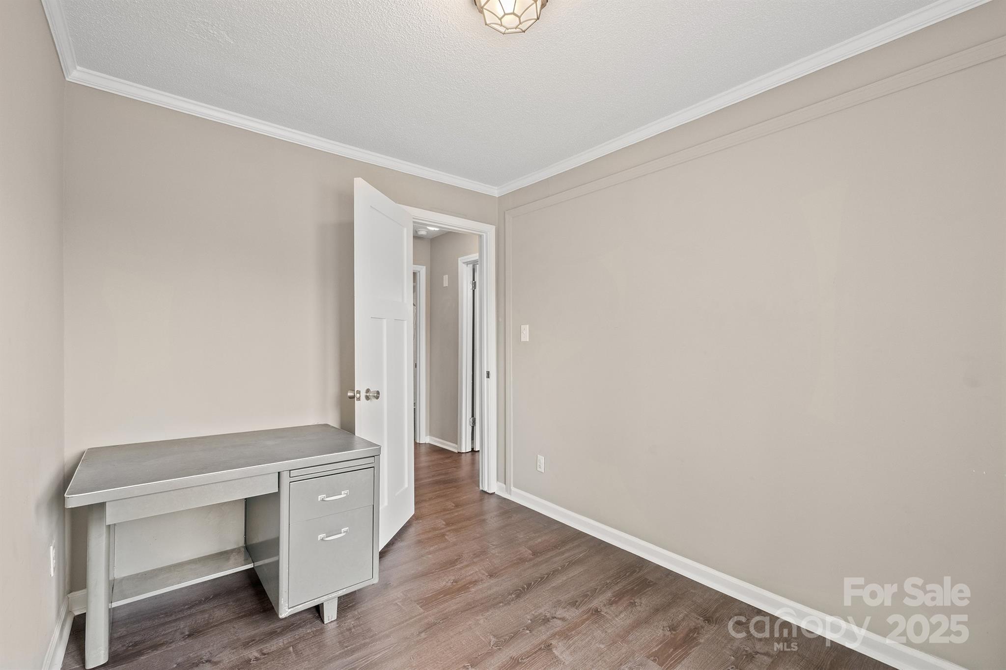 801 N Grove Street — Lincolnton
