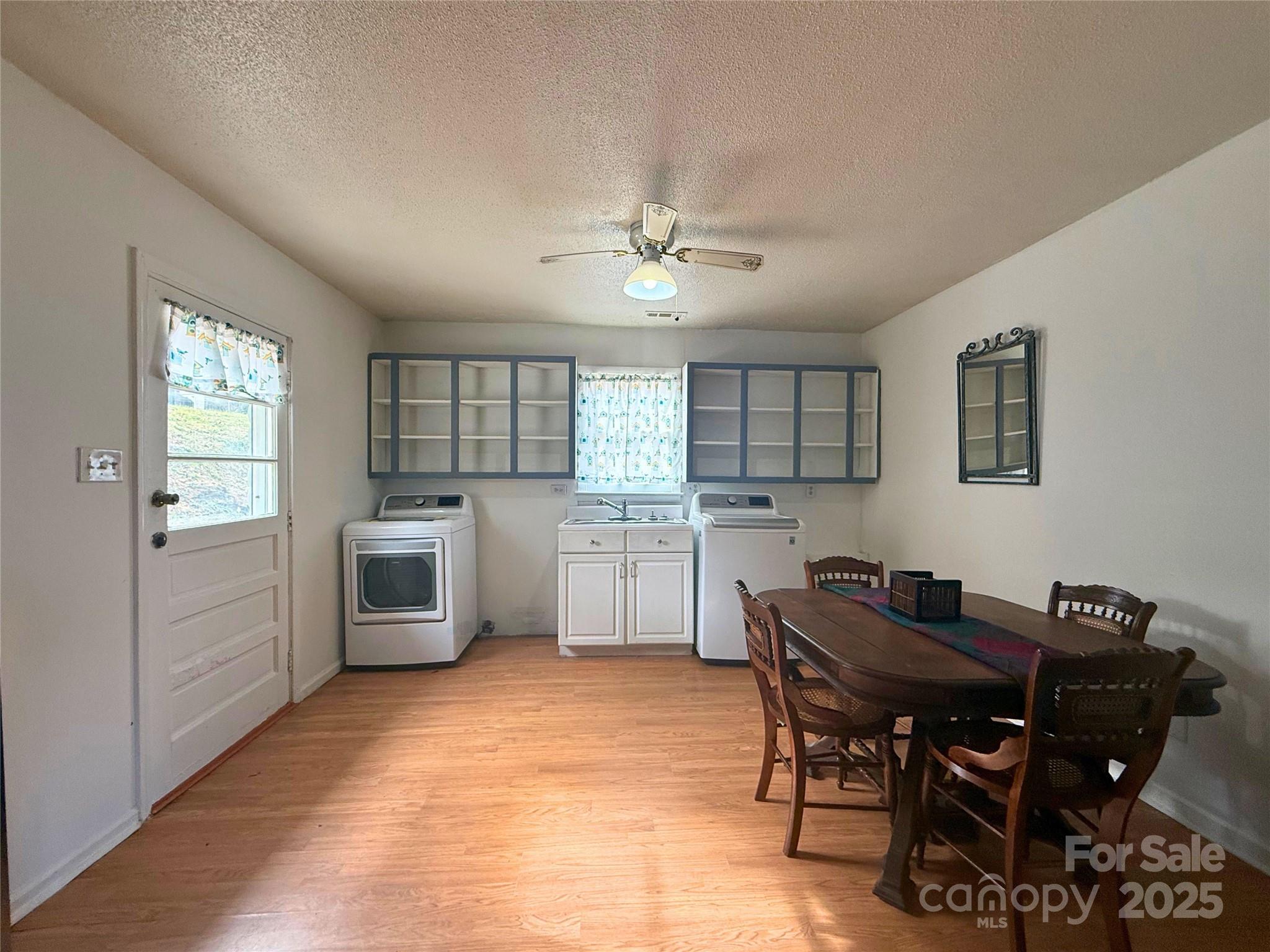 801 N Grove Street — Lincolnton