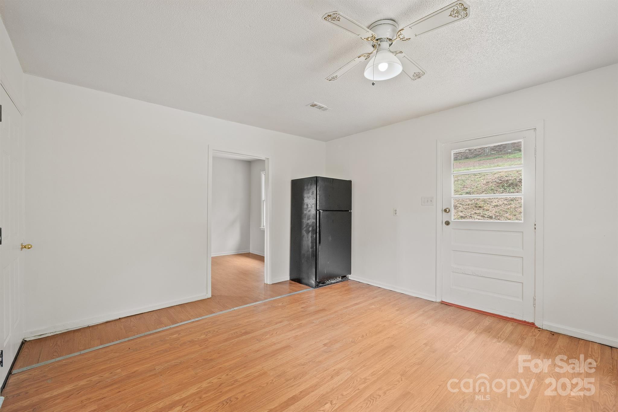 801 N Grove Street — Lincolnton