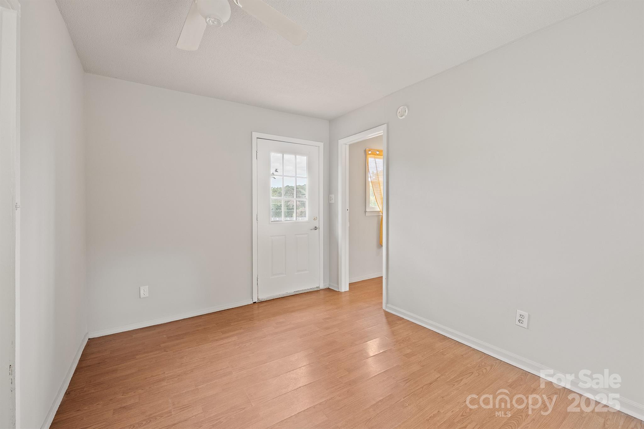 801 N Grove Street — Lincolnton