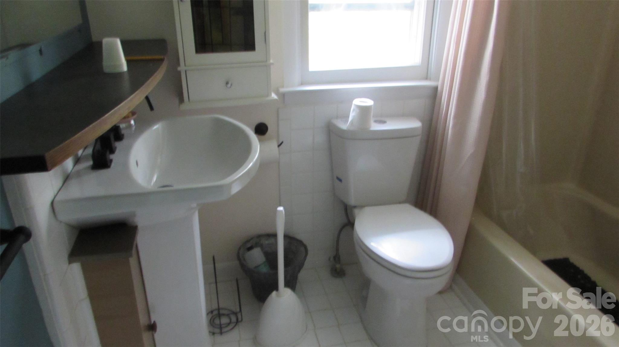 524 Clear Creek Road — Burnsville