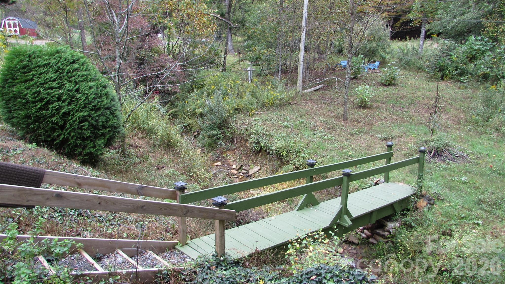 524 Clear Creek Road — Burnsville