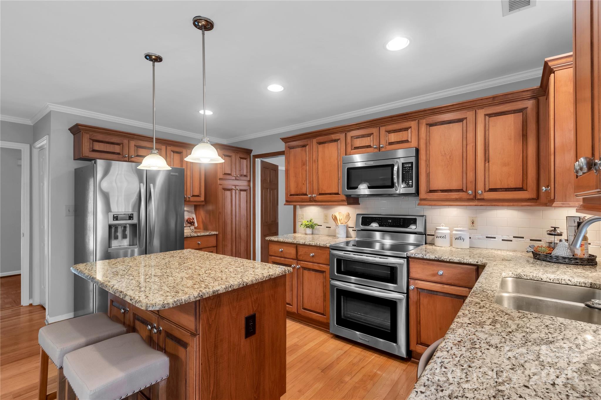 1401 Matthews Plantation Drive — Matthews