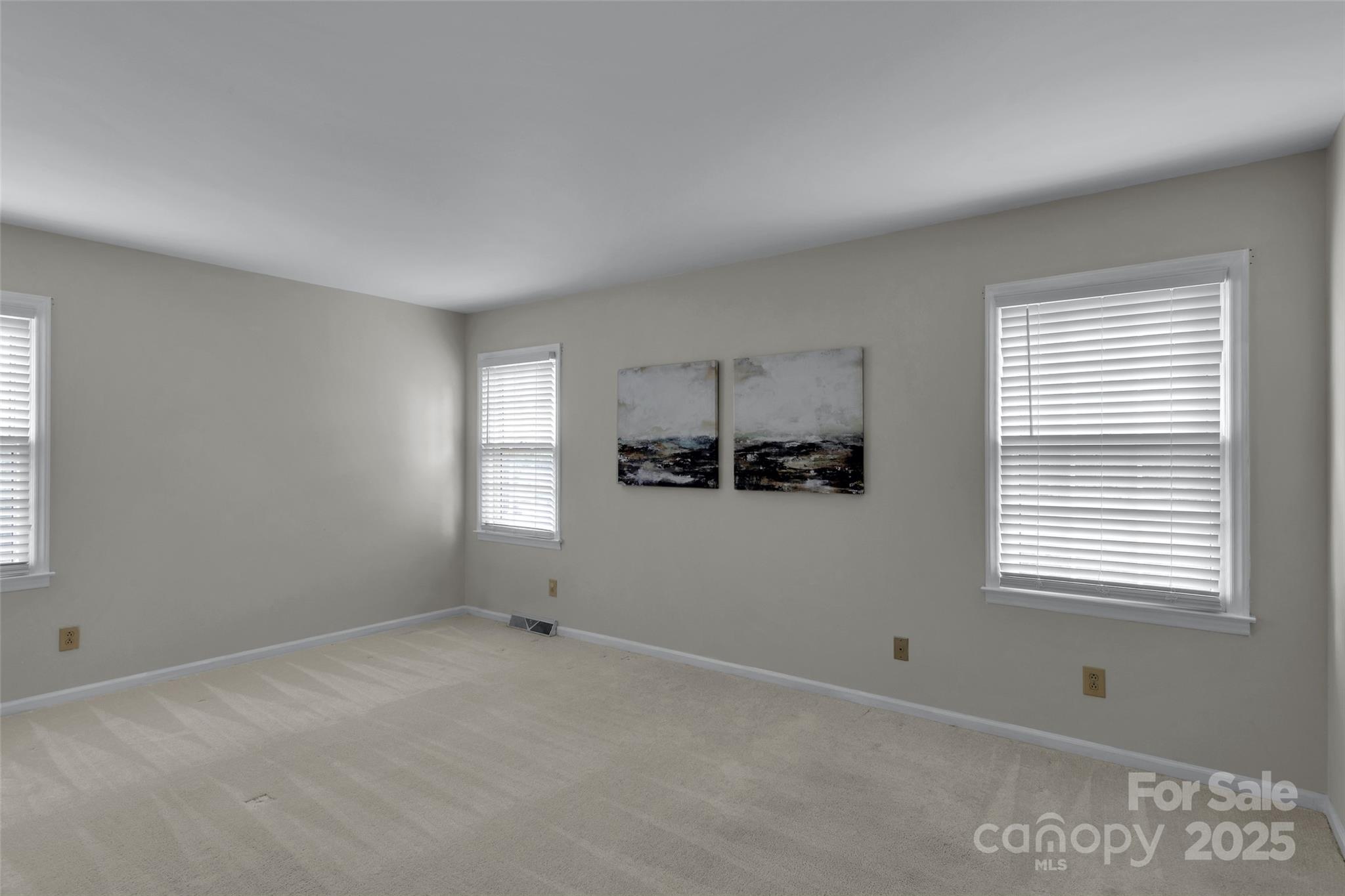 1401 Matthews Plantation Drive — Matthews