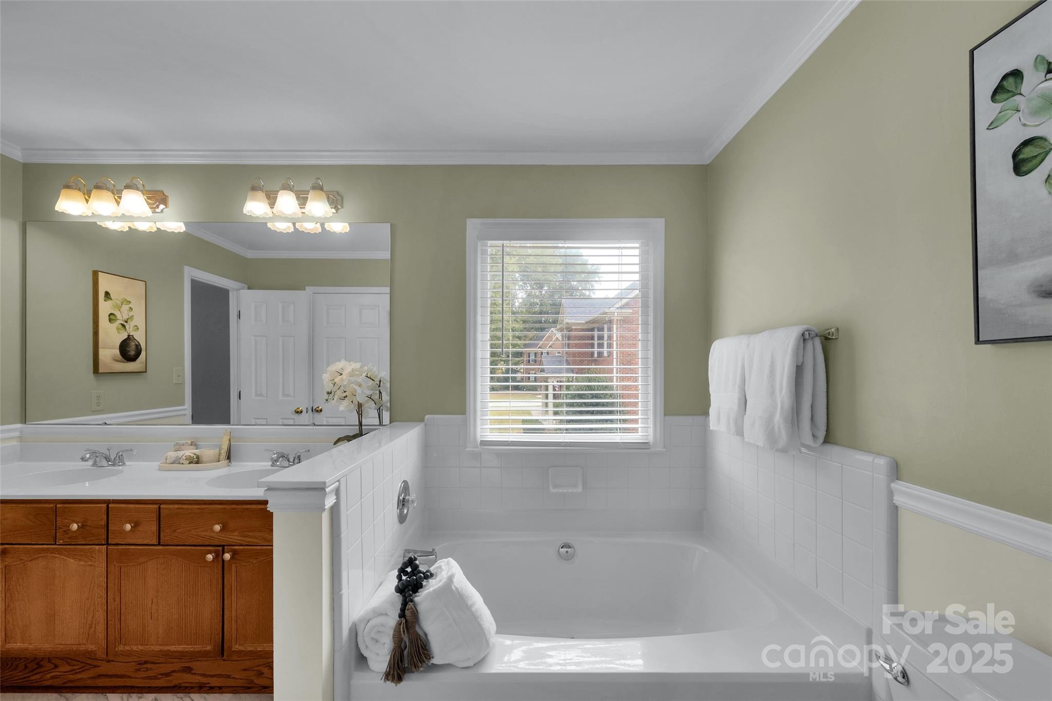 1401 Matthews Plantation Drive — Matthews