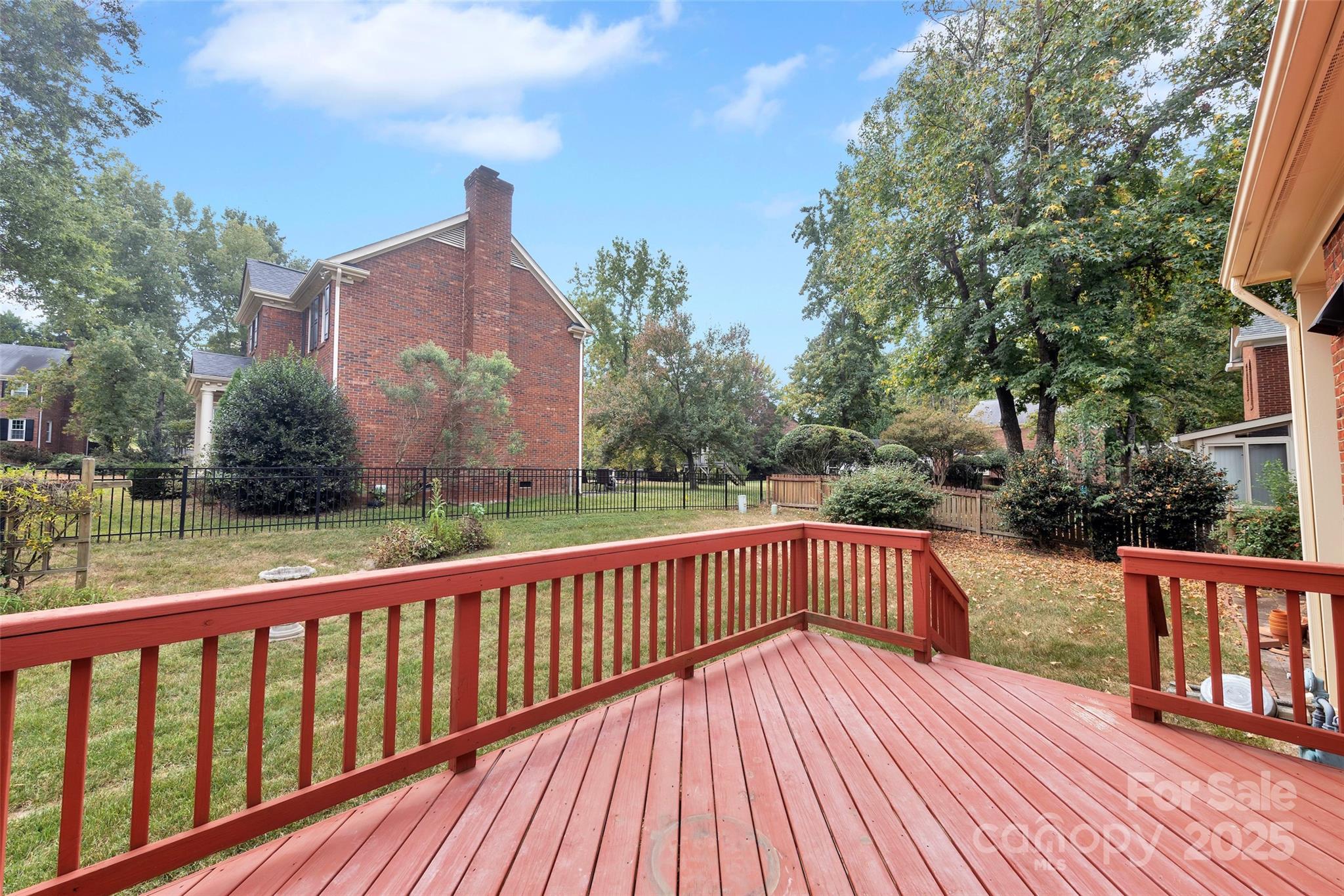 1401 Matthews Plantation Drive — Matthews
