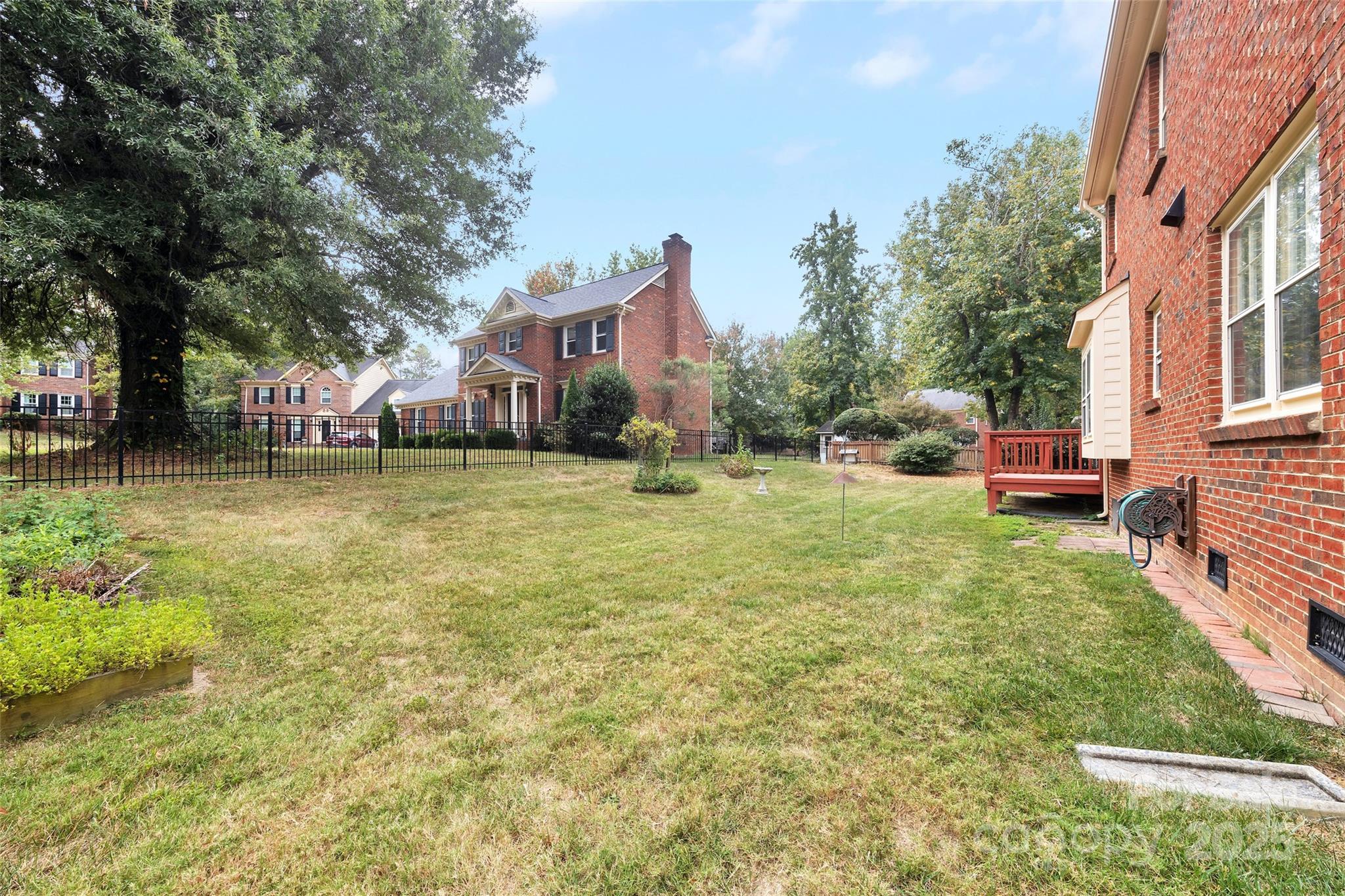 1401 Matthews Plantation Drive — Matthews