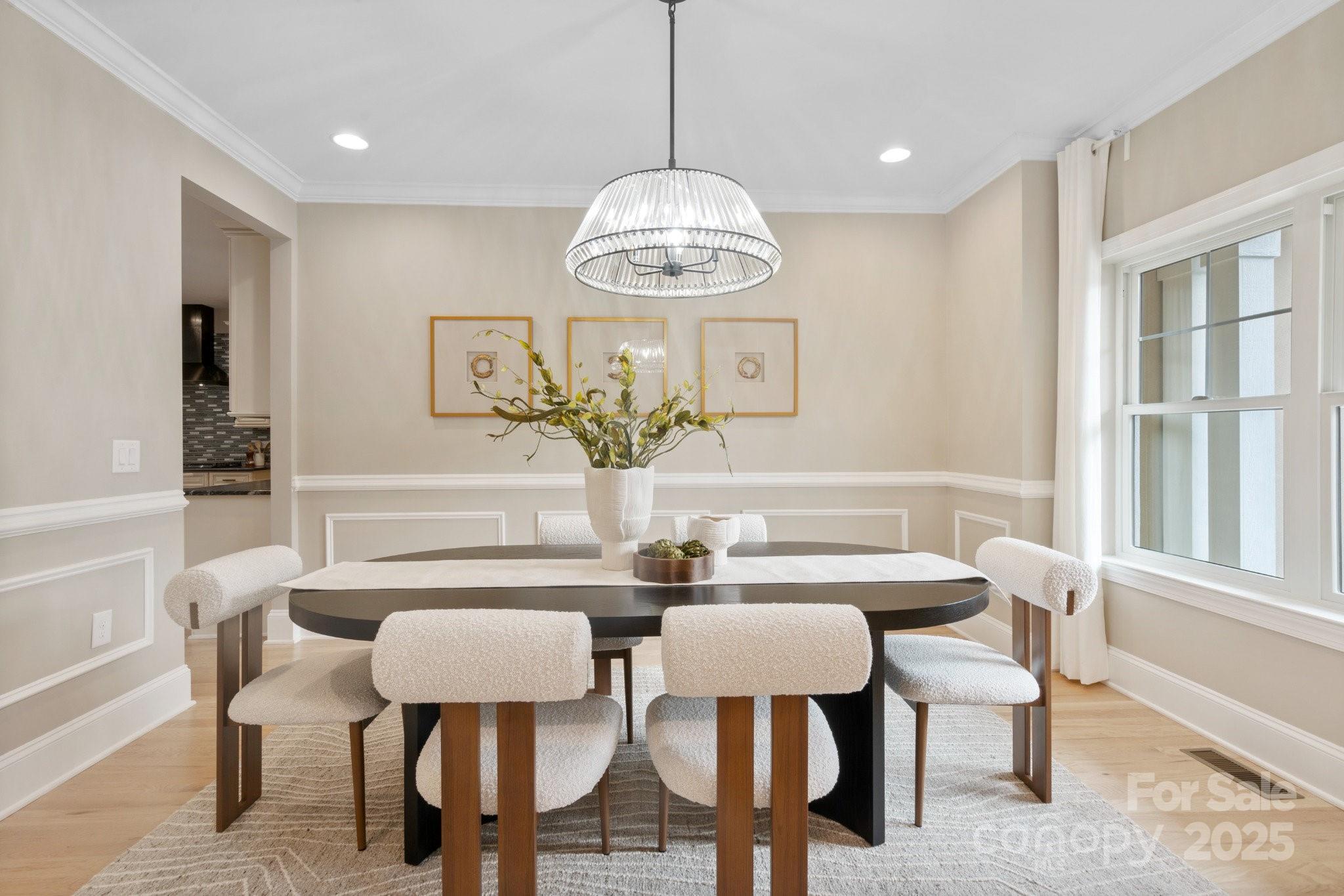 4023 Randolph Road — Charlotte
