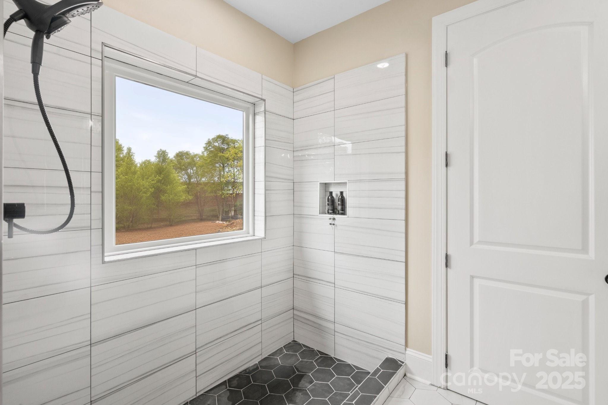 4023 Randolph Road — Charlotte