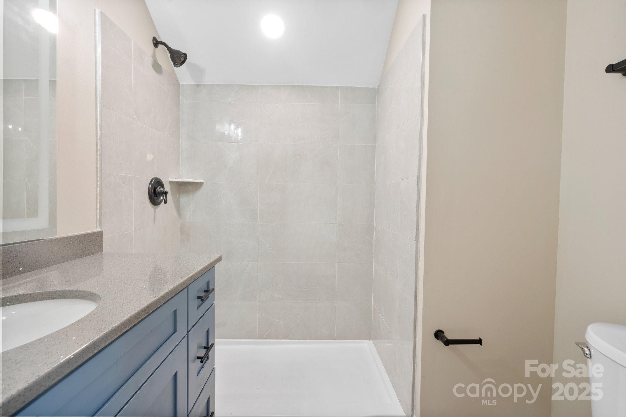 4023 Randolph Road — Charlotte