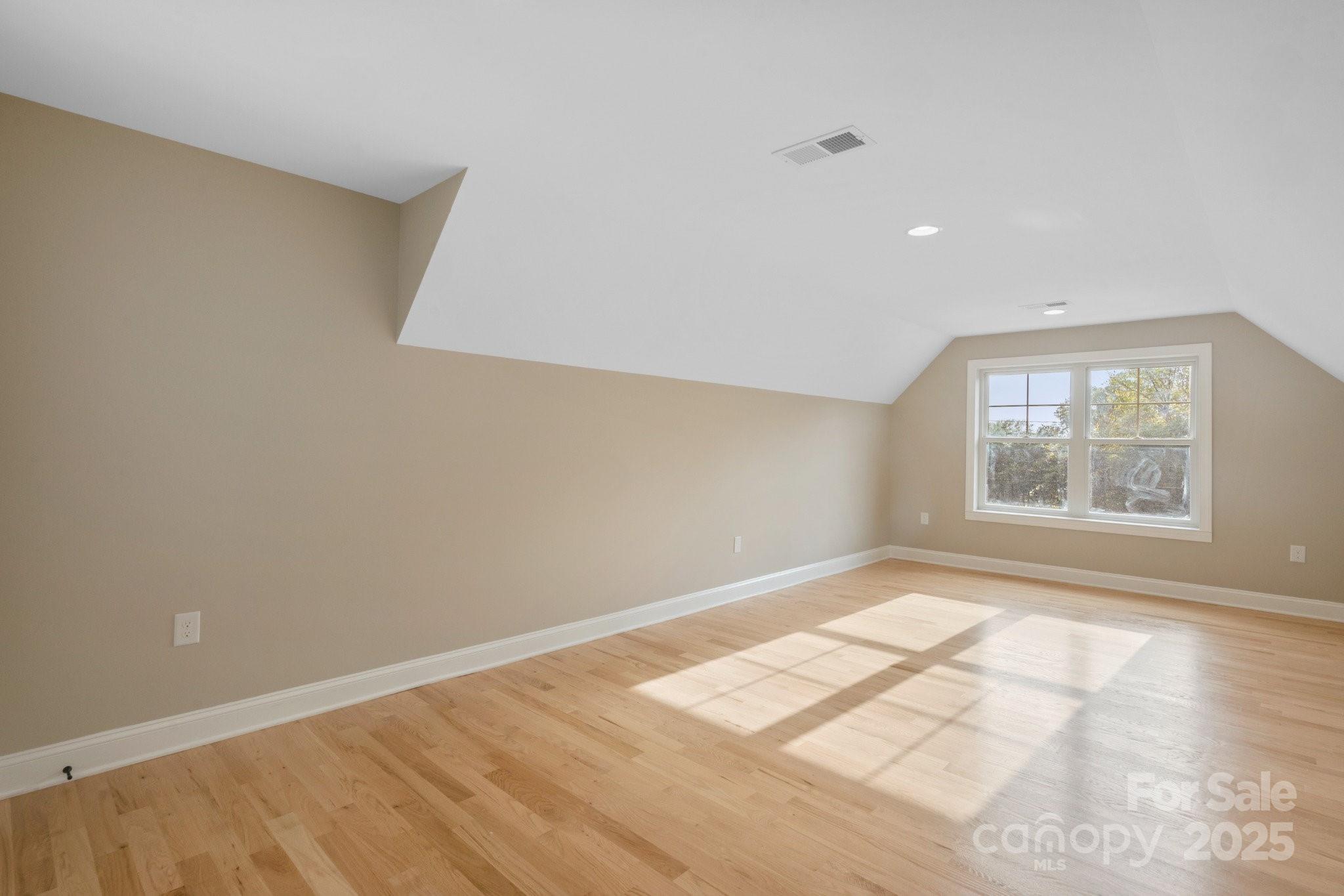 4023 Randolph Road — Charlotte