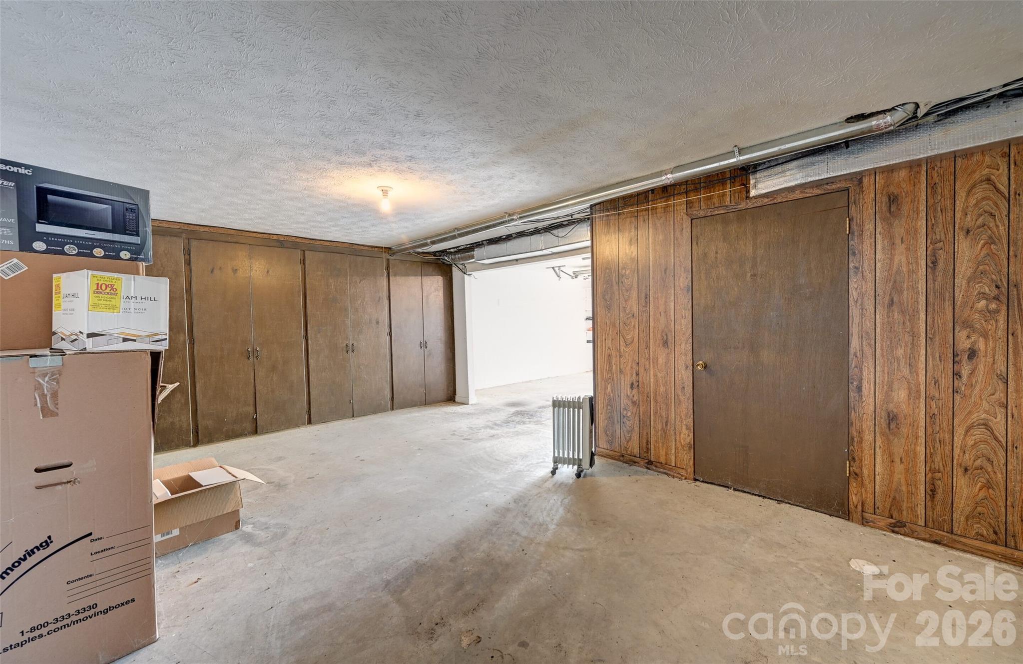 103 Oakwood Place #3 — Hendersonville