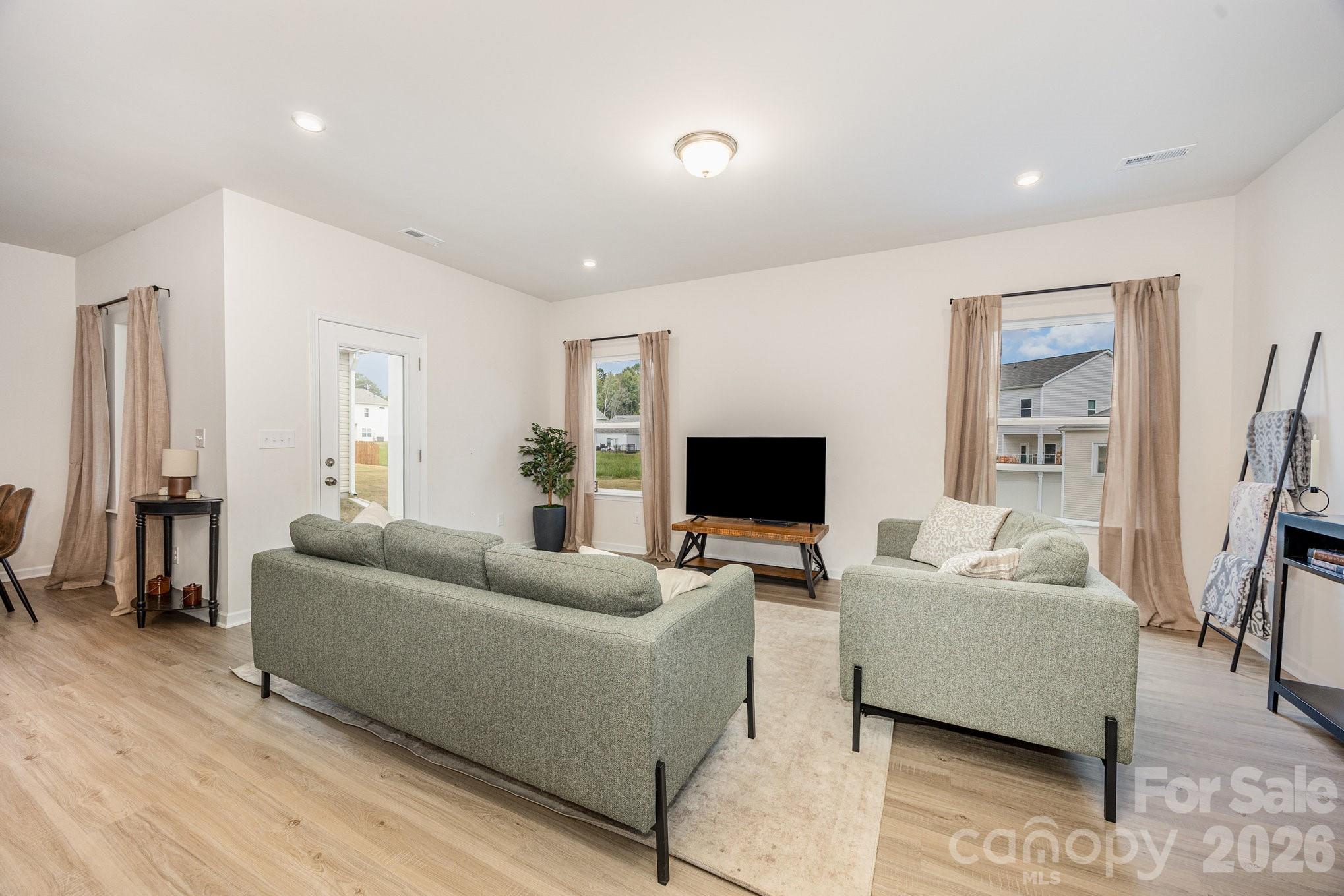 1222 Ocean Drive — Salisbury