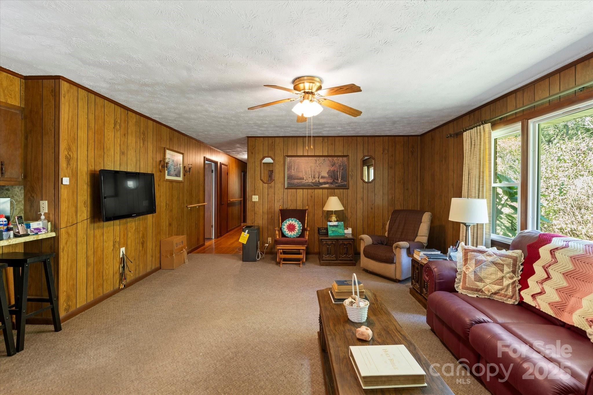 1623 Ammons Branch Road — Marshall