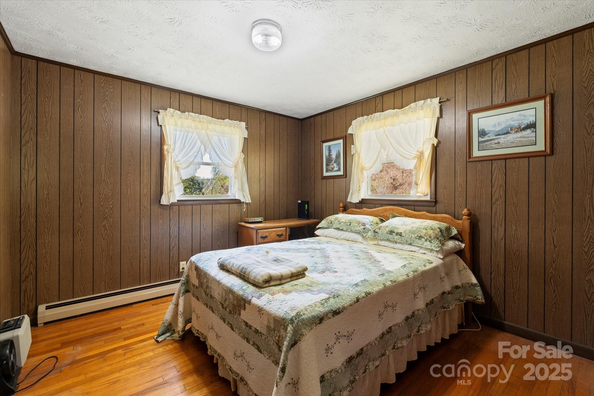 1623 Ammons Branch Road — Marshall