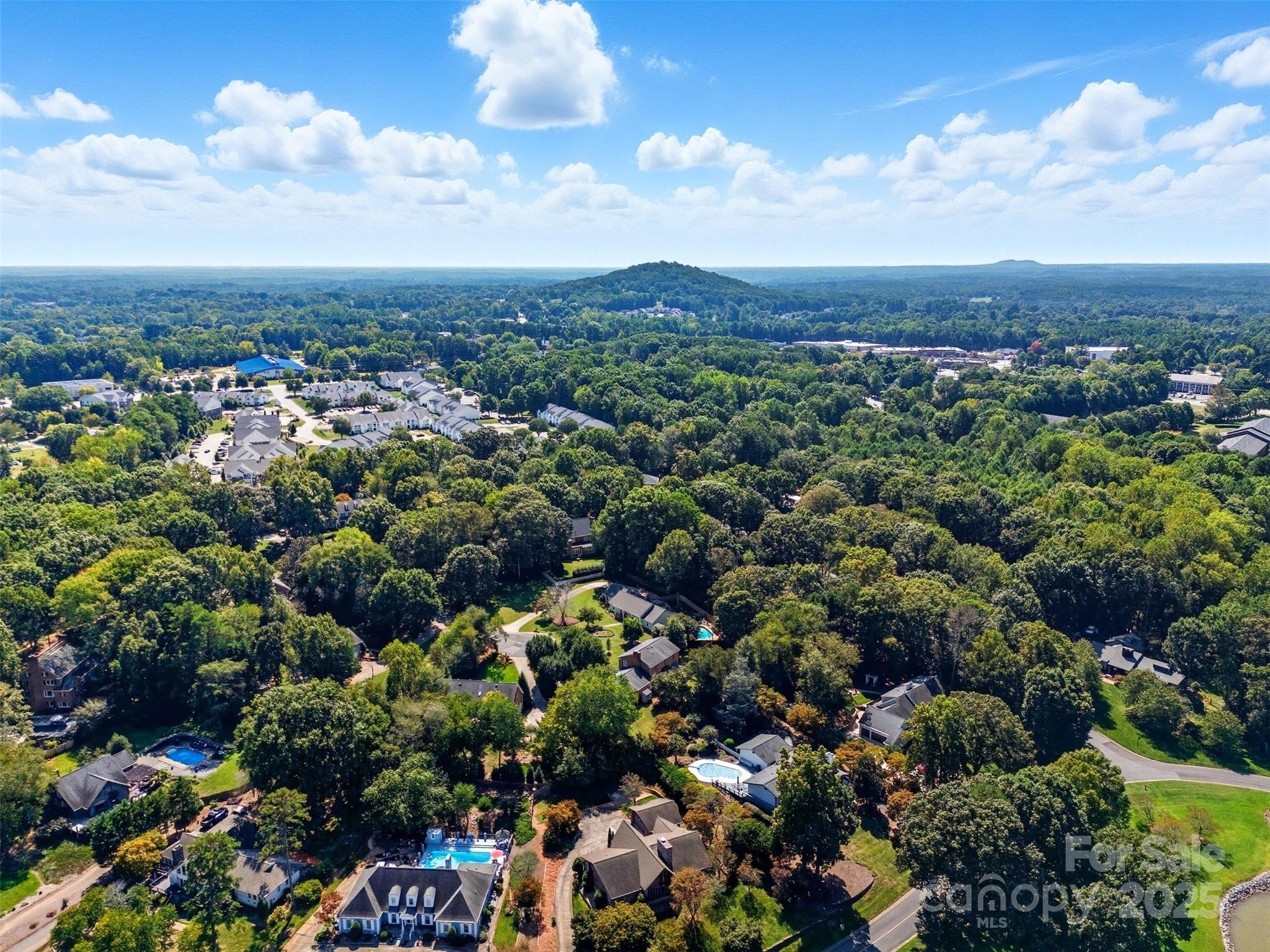 1515 Heatherloch Drive — Gastonia