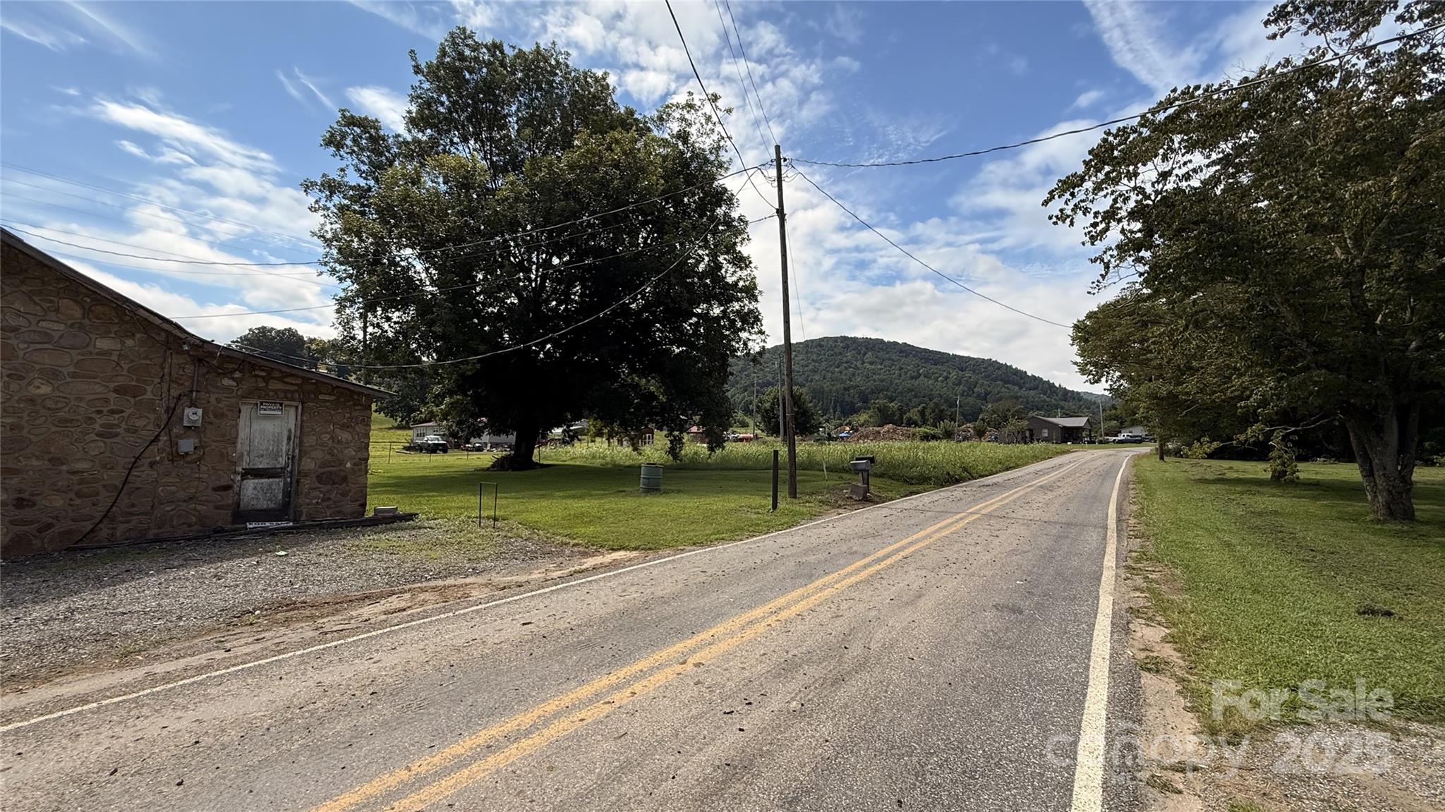 41 Upper Shut In Road — Hot Springs
