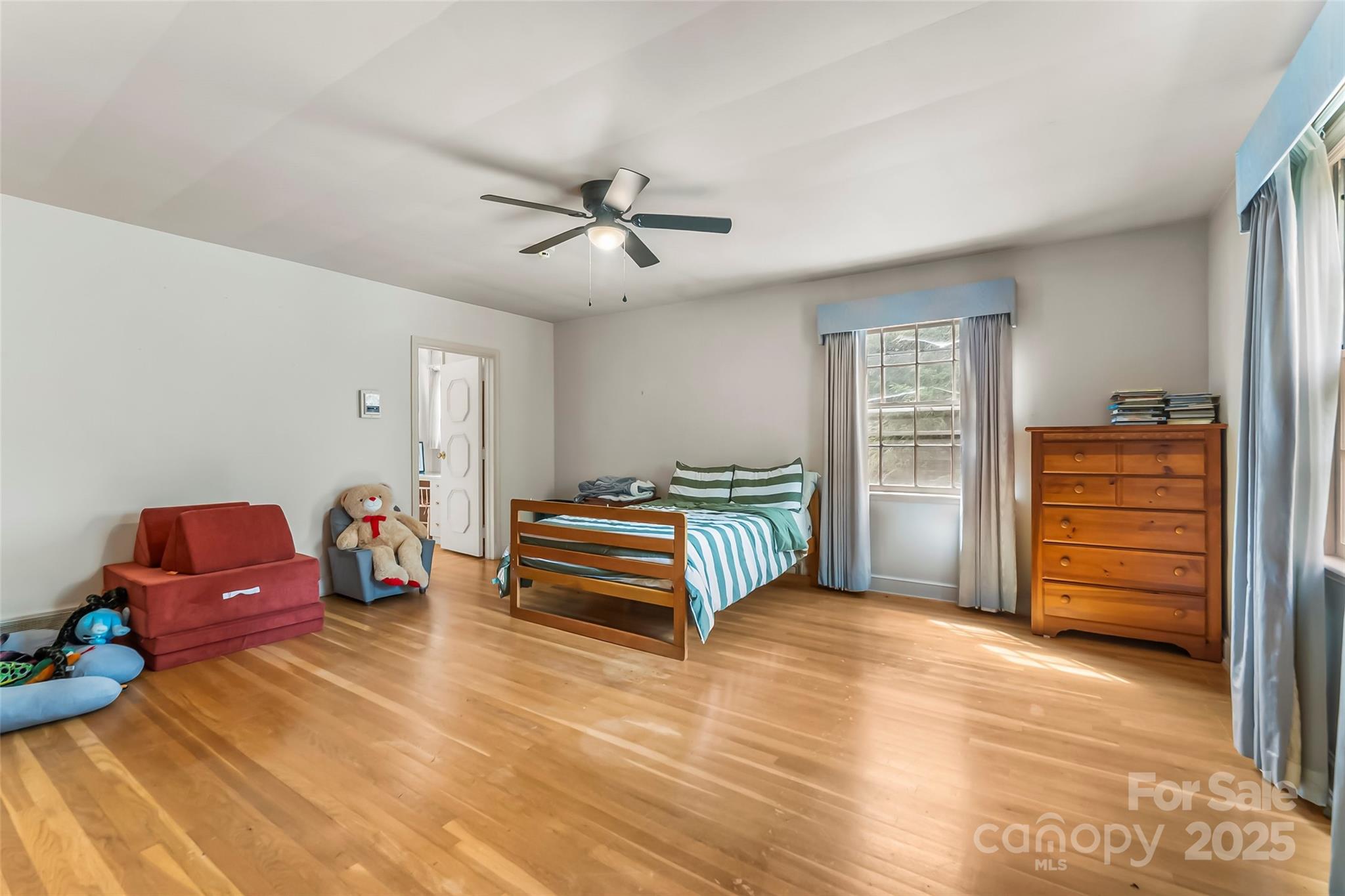 301 Louise Avenue NE — Valdese